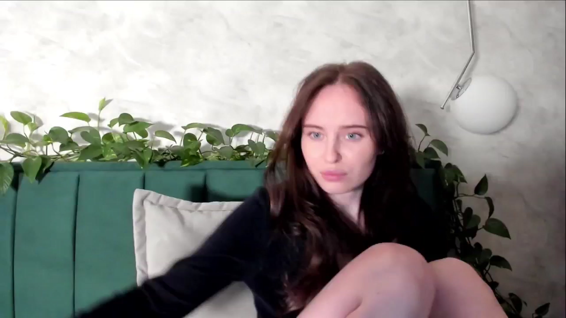Gallery image thumbnail from userSasha's myfreecams stream on, 11/13/2024, 16:46 image 15 of 20