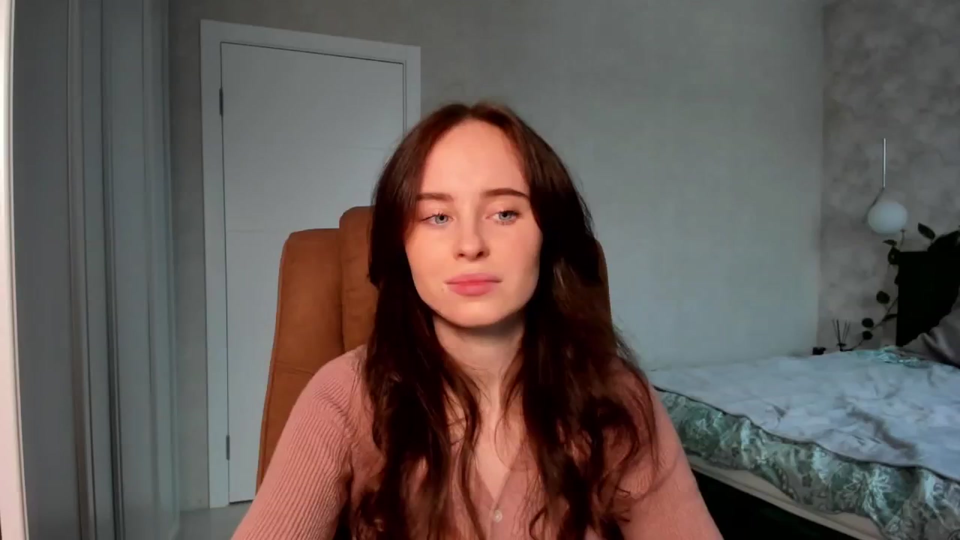 Gallery image thumbnail from userSasha's myfreecams stream on, 12/23/2024, 10:21 image 7 of 20