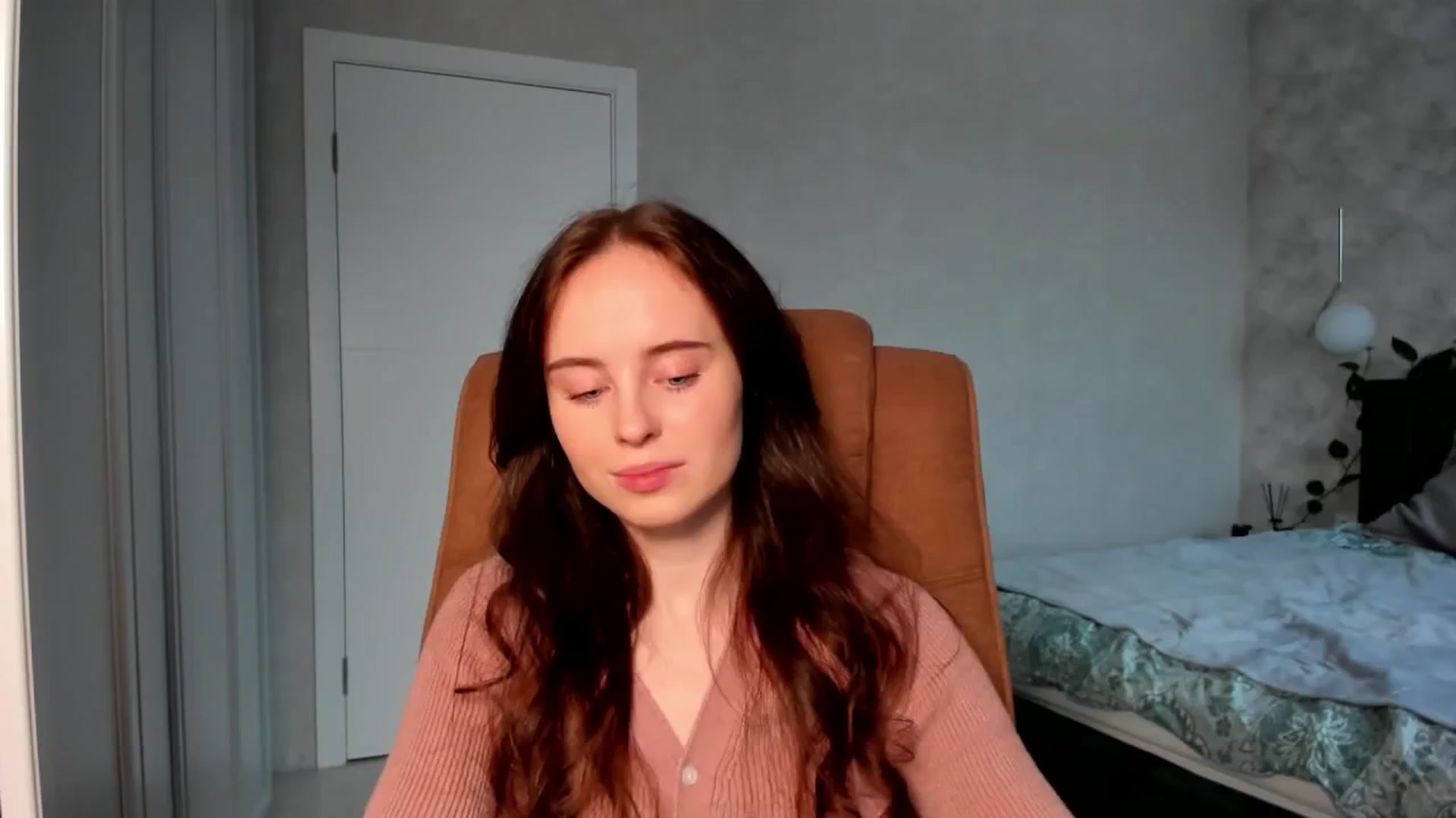 Gallery image thumbnail from userSasha's myfreecams stream on, 12/23/2024, 10:21 image 12 of 20