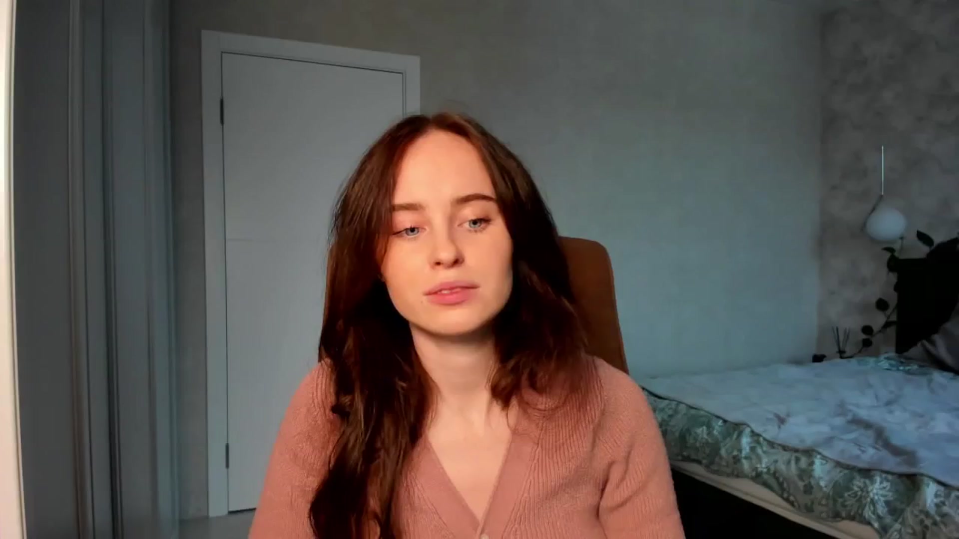 Gallery image thumbnail from userSasha's myfreecams stream on, 12/23/2024, 10:21 image 17 of 20