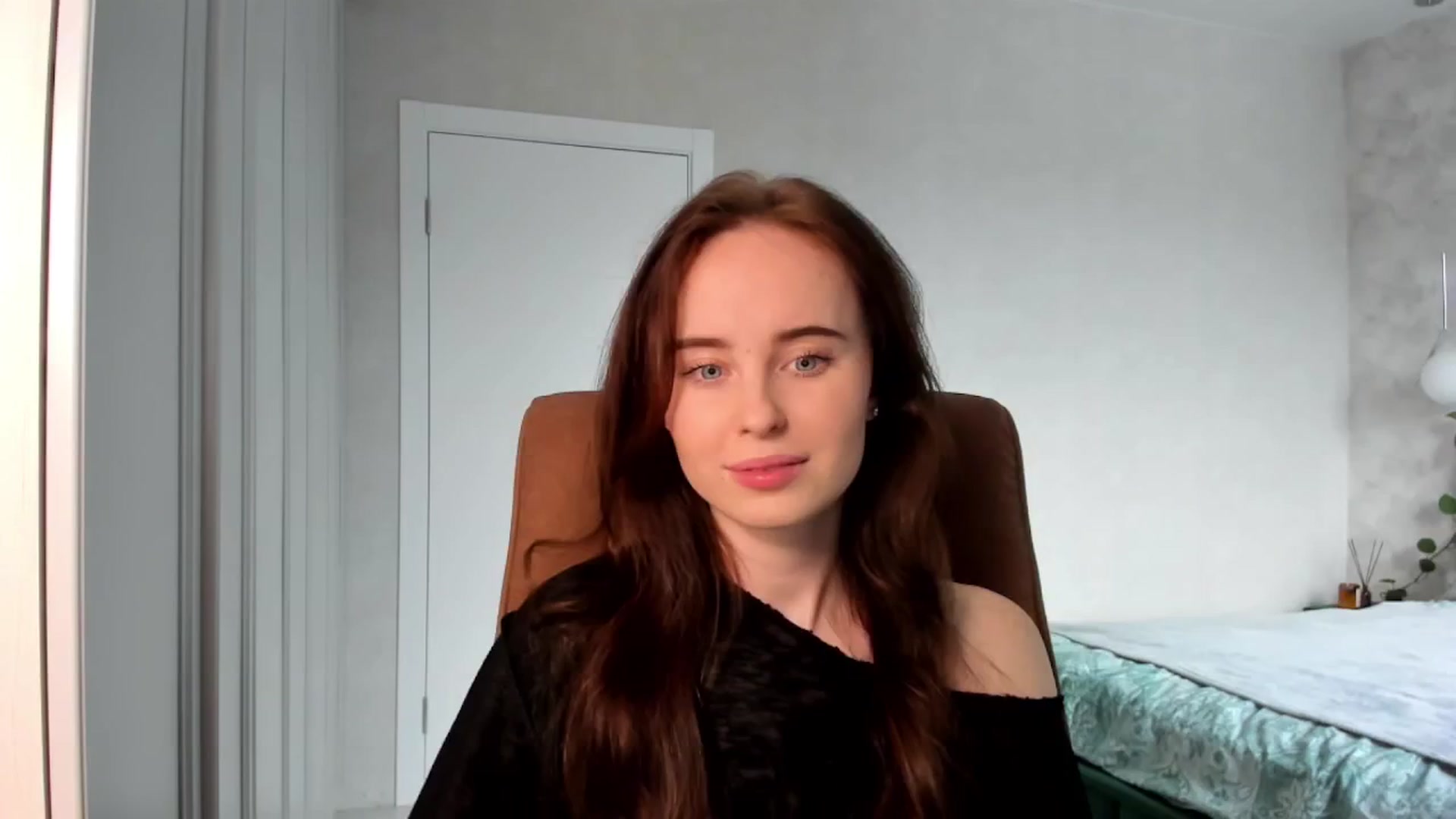 Gallery image thumbnail from userSasha's myfreecams stream on, 12/27/2024, 09:54 image 16 of 20