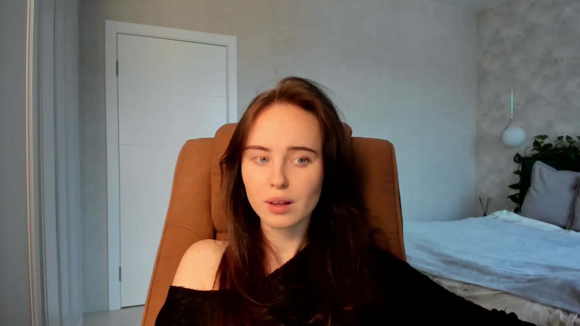 Gallery image thumbnail from userSasha's myfreecams stream on, 02/17/2025, 14:34 image 16 of 20