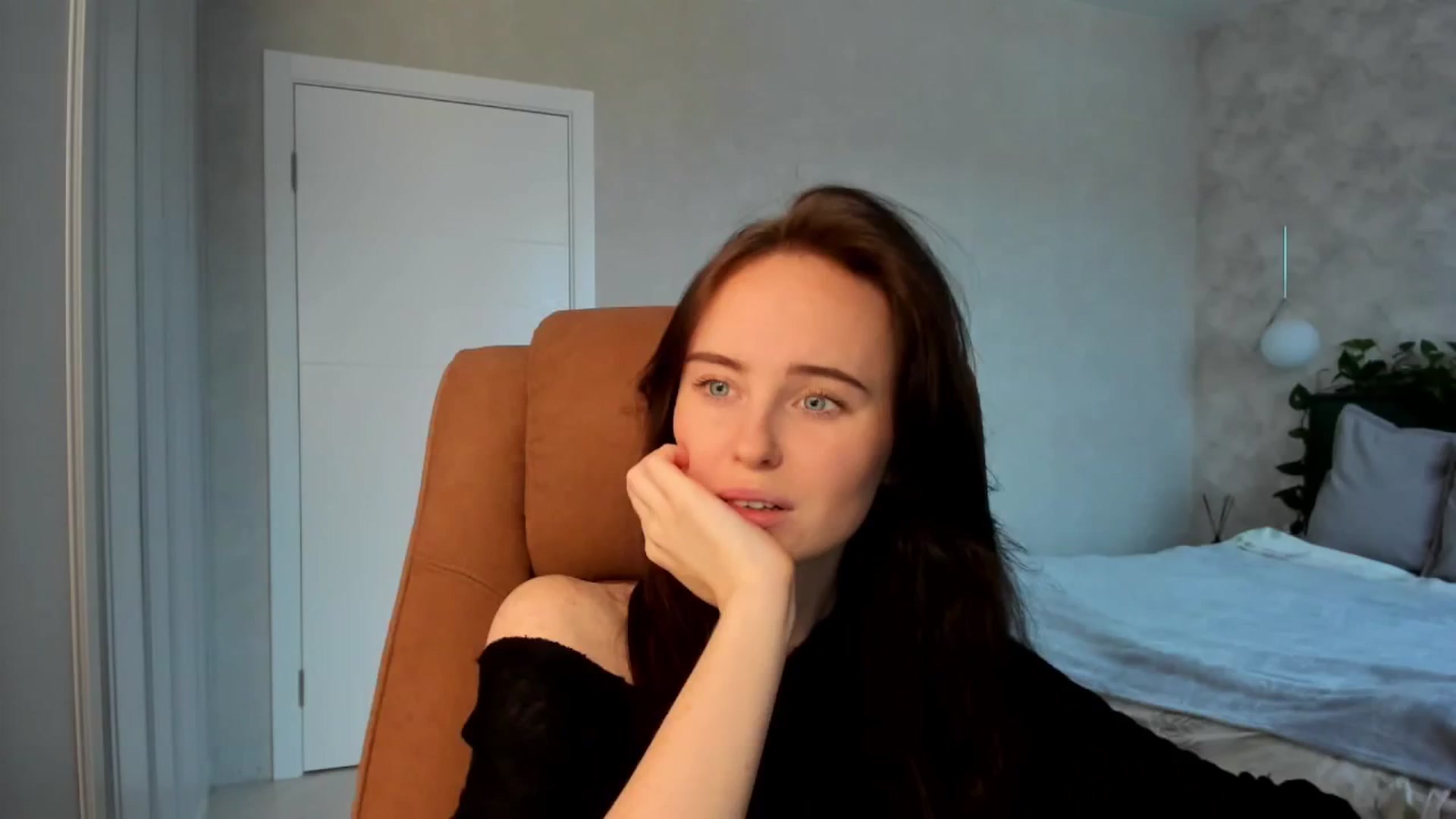 Gallery image thumbnail from userSasha's myfreecams stream on, 02/17/2025, 14:34 image 12 of 20