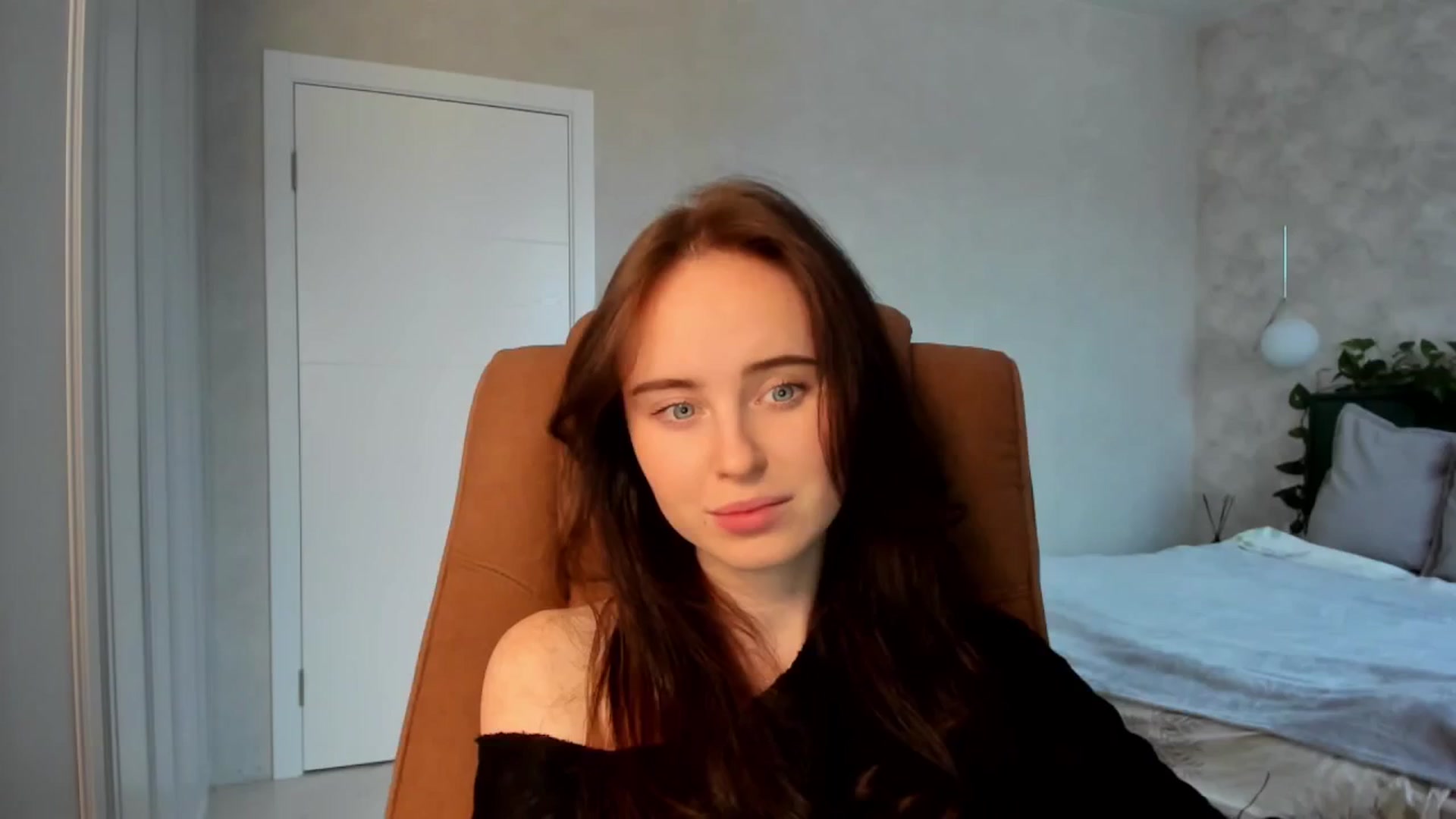 Gallery image thumbnail from userSasha's myfreecams stream on, 02/17/2025, 14:34 image 6 of 20