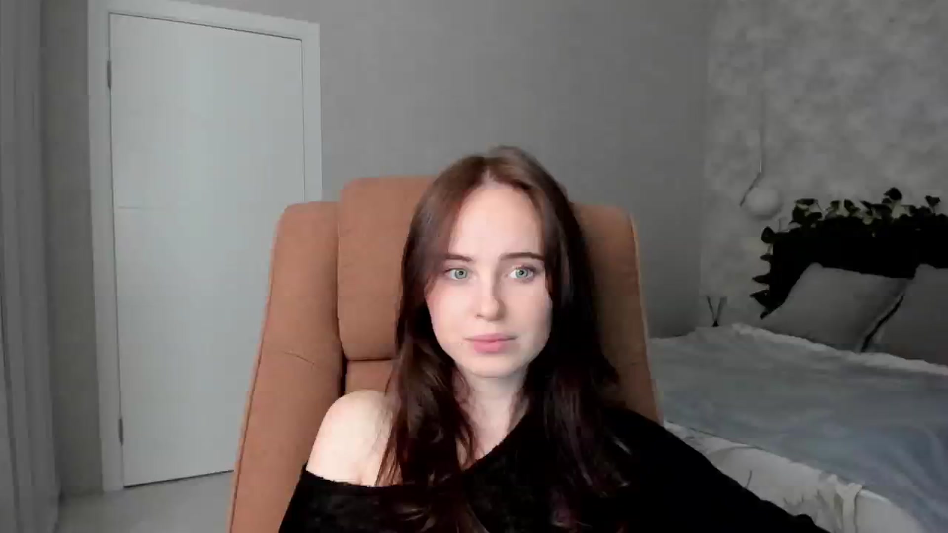 Gallery image thumbnail from userSasha's myfreecams stream on, 02/17/2025, 15:51 image 10 of 20
