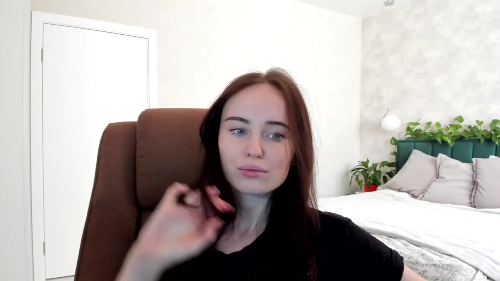 Gallery image thumbnail from userSasha's myfreecams stream on, 02/21/2025, 08:14 image 12 of 20