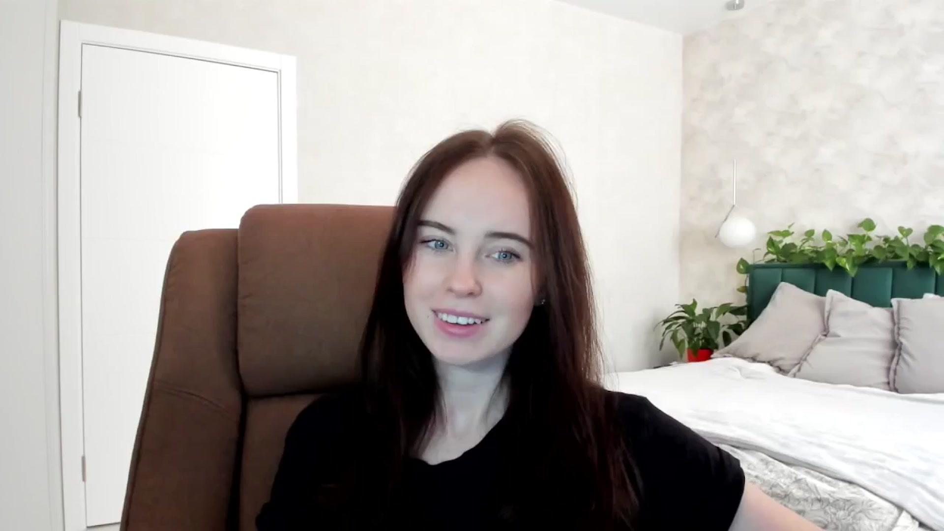 Gallery image thumbnail from userSasha's myfreecams stream on, 02/21/2025, 08:14 image 1 of 20