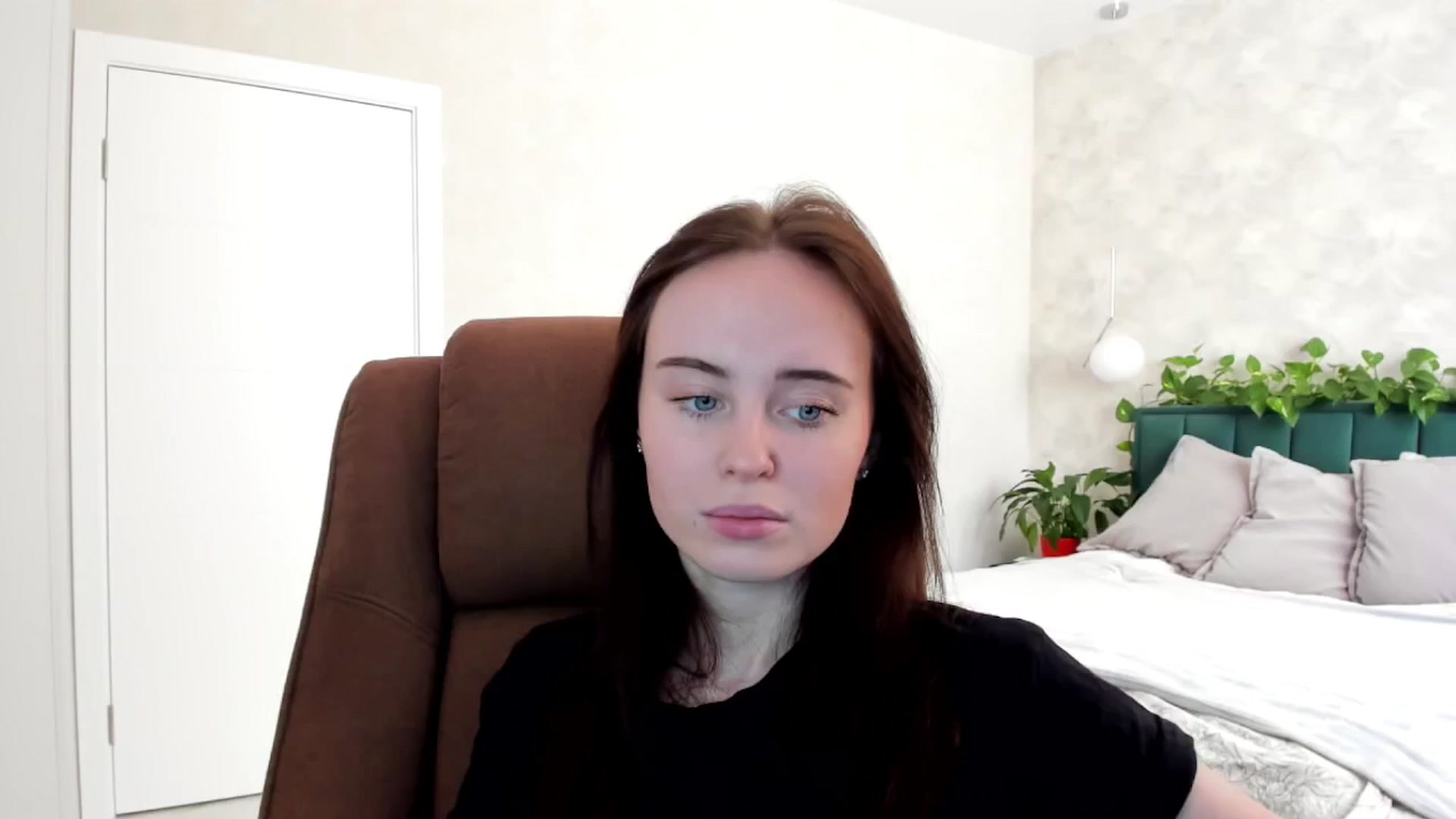 Gallery image thumbnail from userSasha's myfreecams stream on, 02/21/2025, 08:14 image 19 of 20