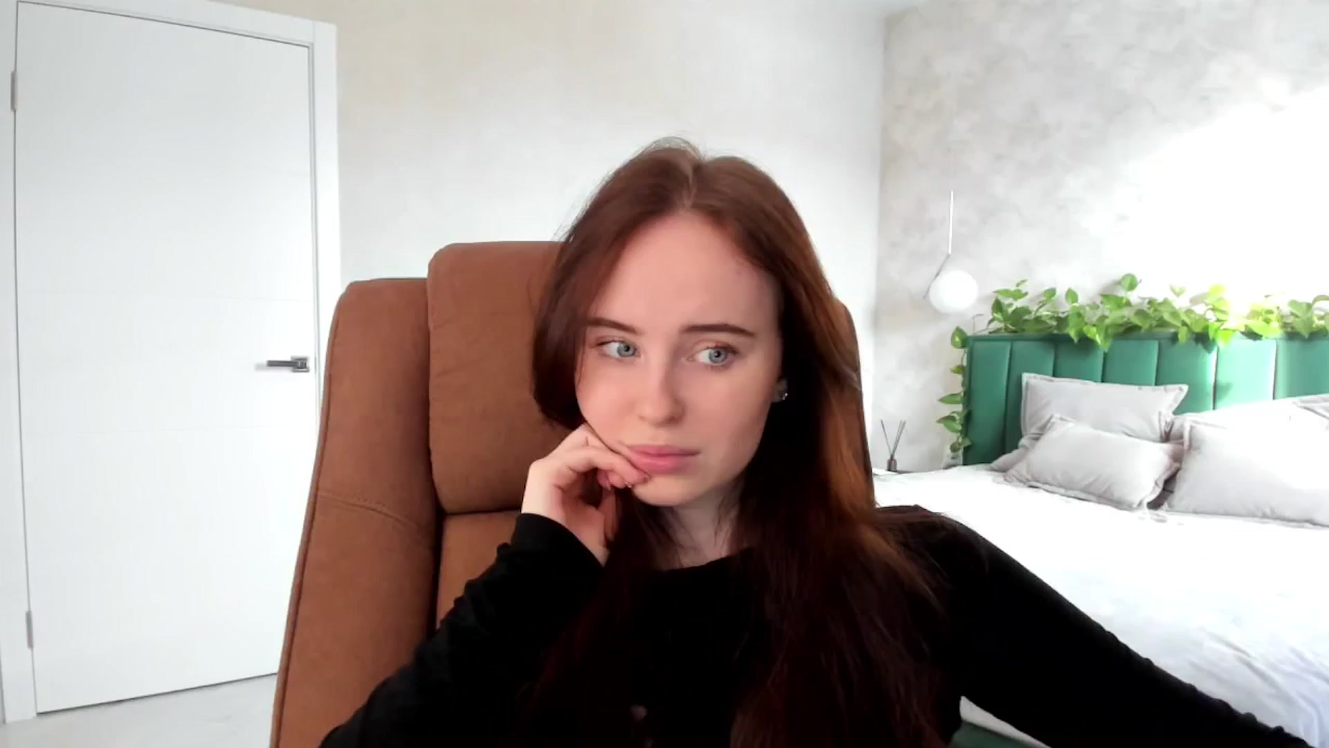 Gallery image thumbnail from userSasha's myfreecams stream on, 02/22/2025, 07:31 image 12 of 20