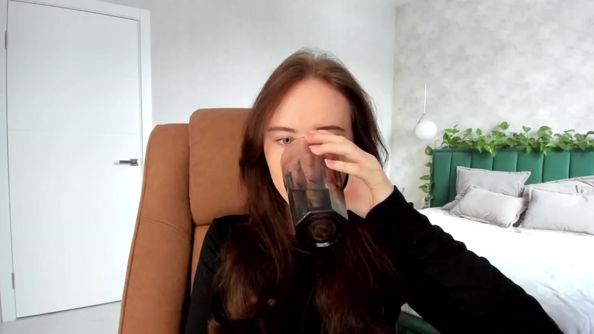 Gallery image thumbnail from userSasha's myfreecams stream on, 02/22/2025, 07:31 image 2 of 20