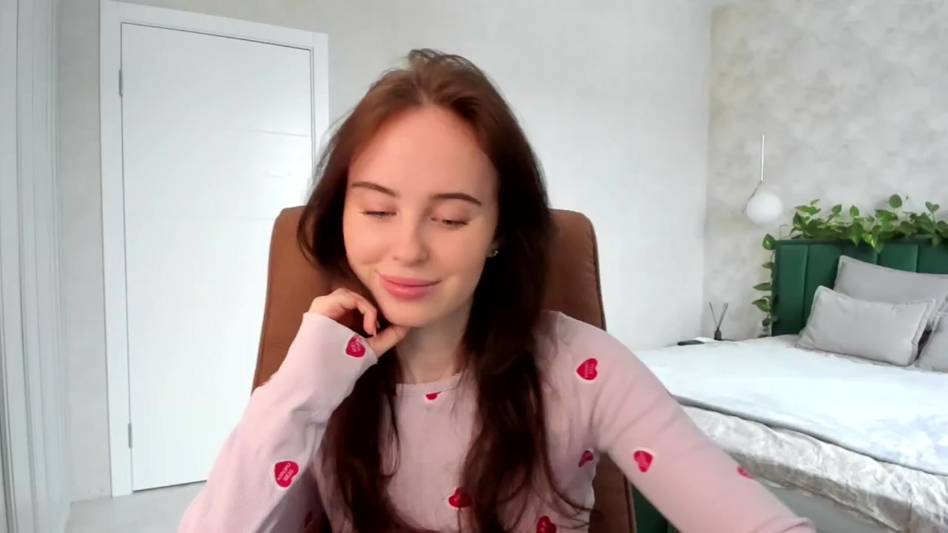 Gallery image thumbnail from userSasha's myfreecams stream on, 02/23/2025, 07:50 image 7 of 20