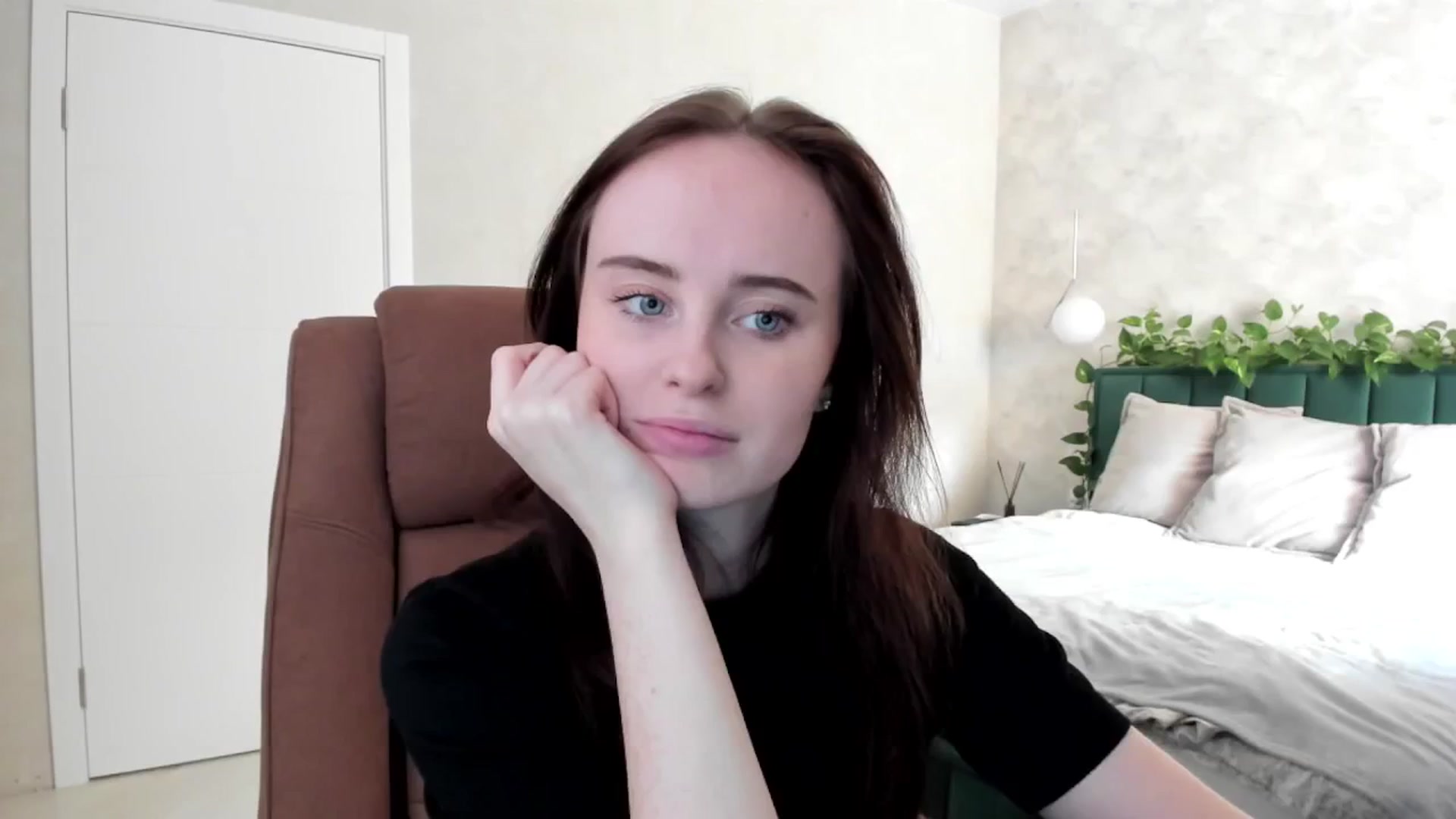 Gallery image thumbnail from userSasha's myfreecams stream on, 02/26/2025, 09:04 image 18 of 20