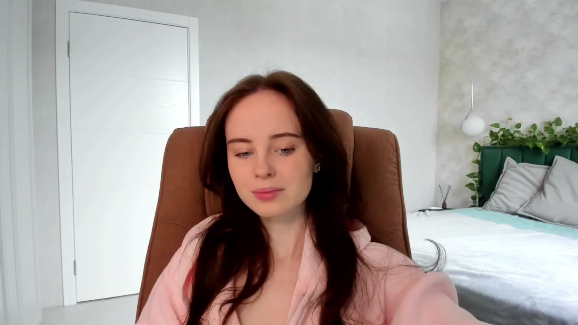 Gallery image thumbnail from userSasha's myfreecams stream on, 03/02/2025, 07:12 image 11 of 20