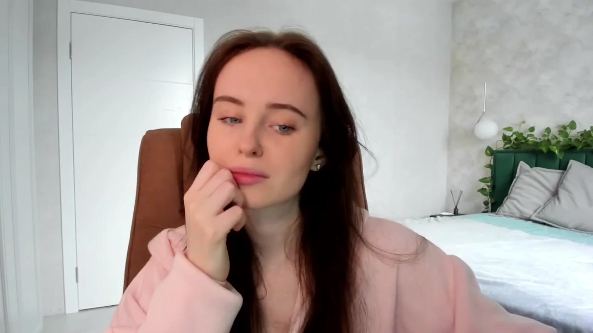 Gallery image thumbnail from userSasha's myfreecams stream on, 03/02/2025, 07:12 image 20 of 20
