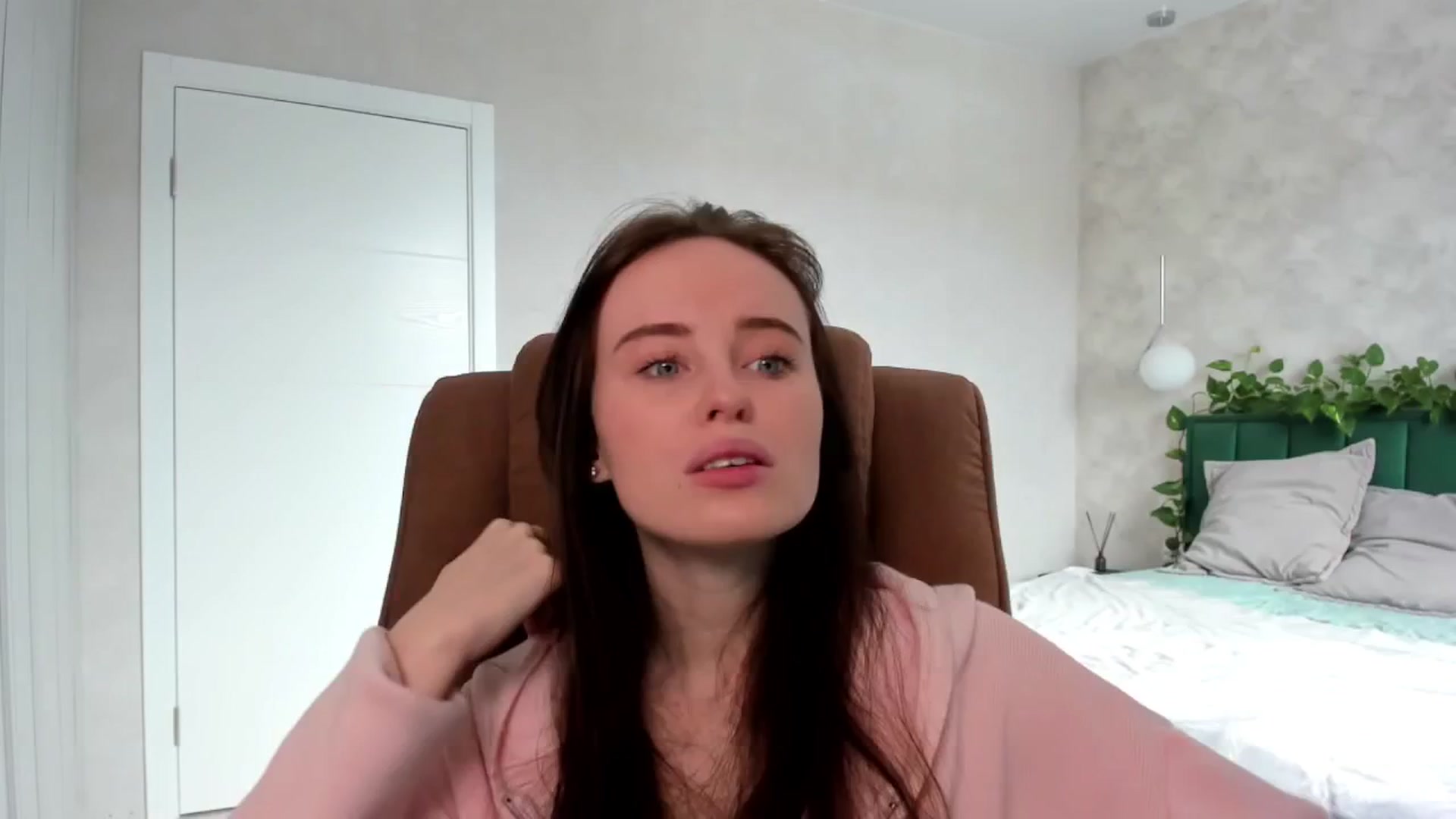 Gallery image thumbnail from userSasha's myfreecams stream on, 03/02/2025, 08:41 image 17 of 20