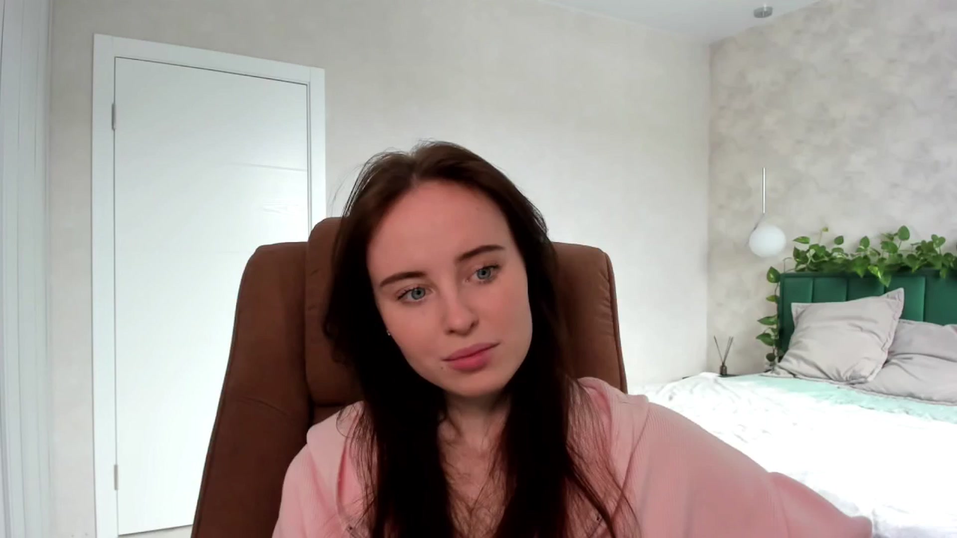 Gallery image thumbnail from userSasha's myfreecams stream on, 03/02/2025, 08:41 image 19 of 20