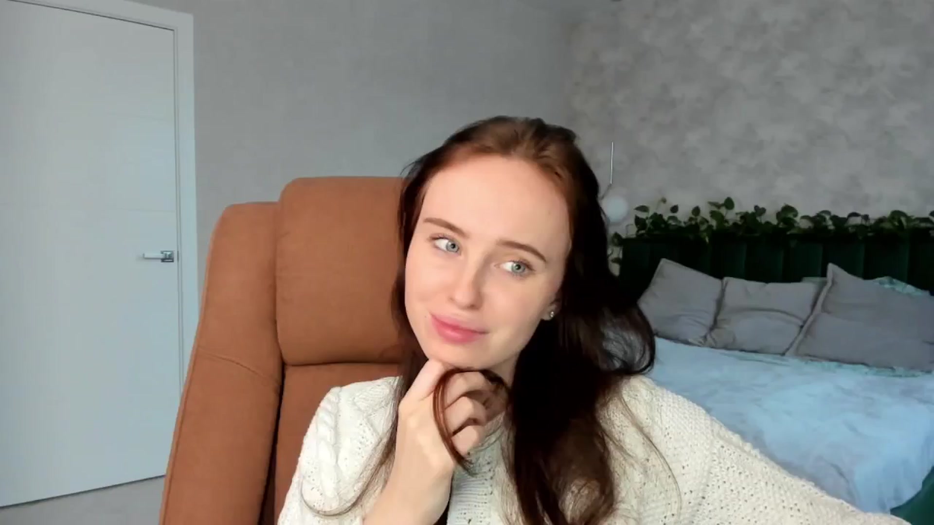 Gallery image thumbnail from userSasha's myfreecams stream on, 03/03/2025, 16:07 image 6 of 20
