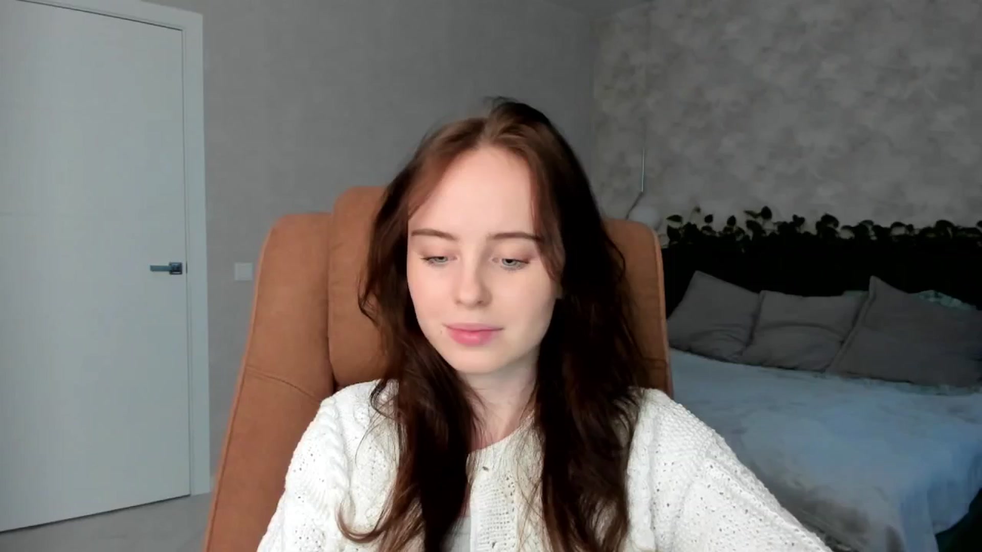 Gallery image thumbnail from userSasha's myfreecams stream on, 03/03/2025, 16:07 image 12 of 20