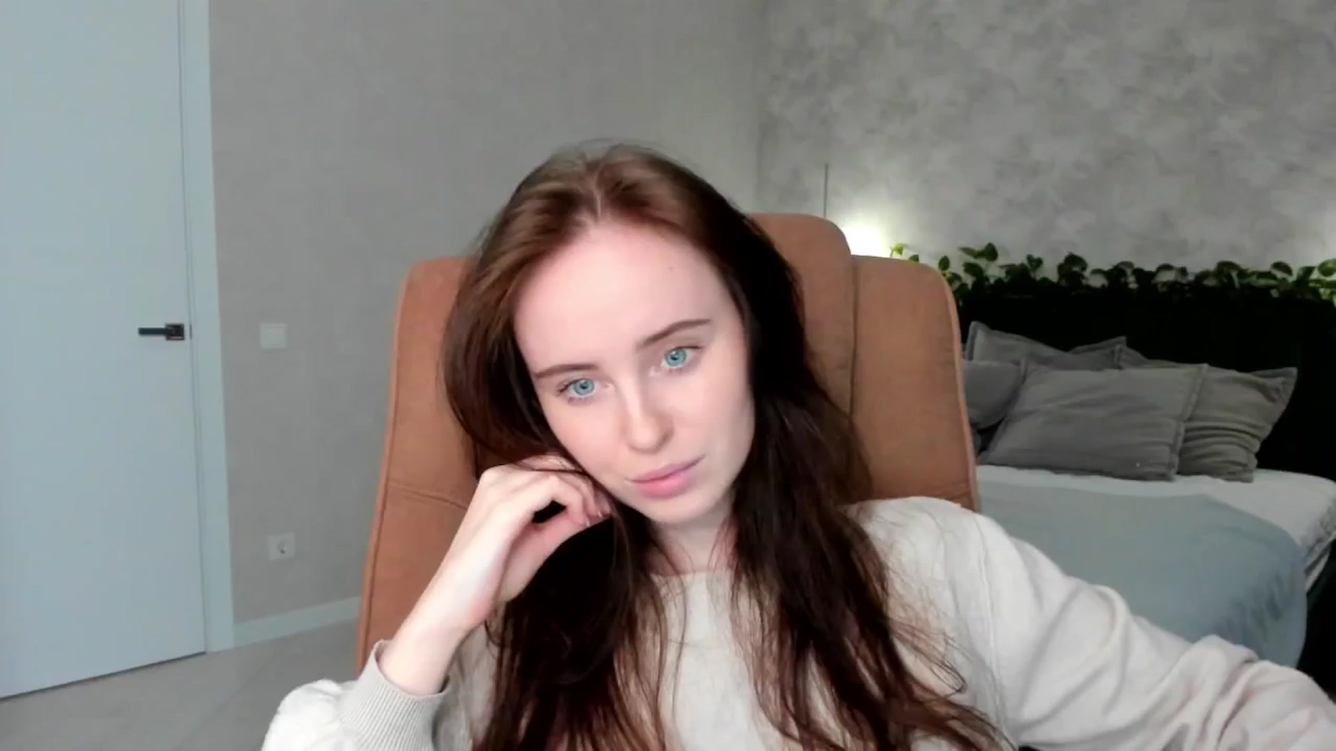 Gallery image thumbnail from userSasha's myfreecams stream on, 03/05/2025, 16:55 image 1 of 20