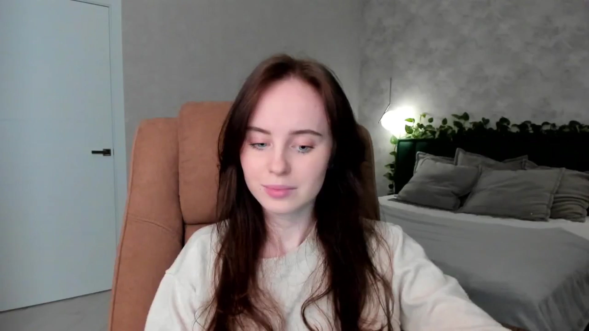 Gallery image thumbnail from userSasha's myfreecams stream on, 03/05/2025, 16:55 image 10 of 20