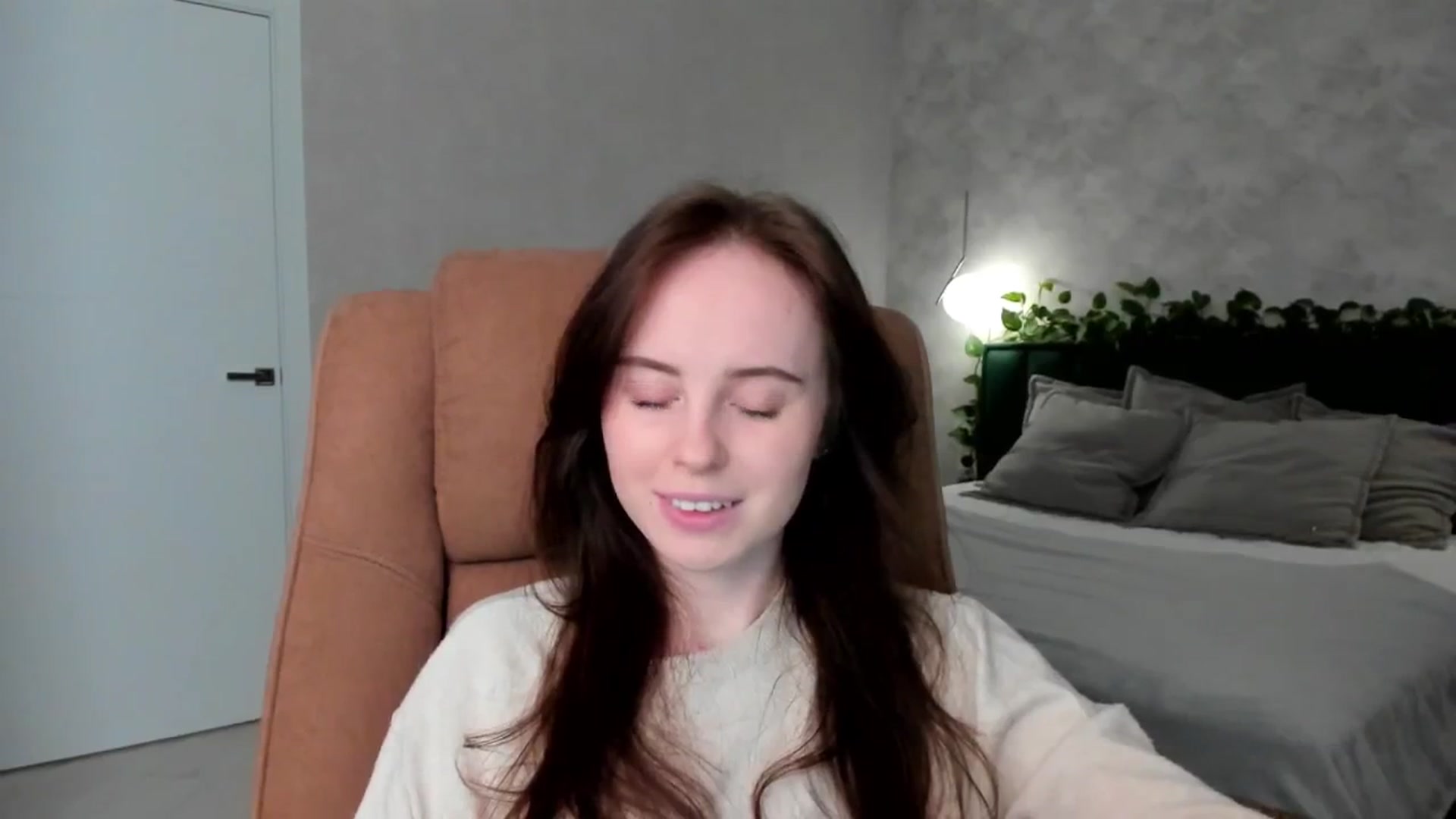 Gallery image thumbnail from userSasha's myfreecams stream on, 03/05/2025, 16:55 image 7 of 20