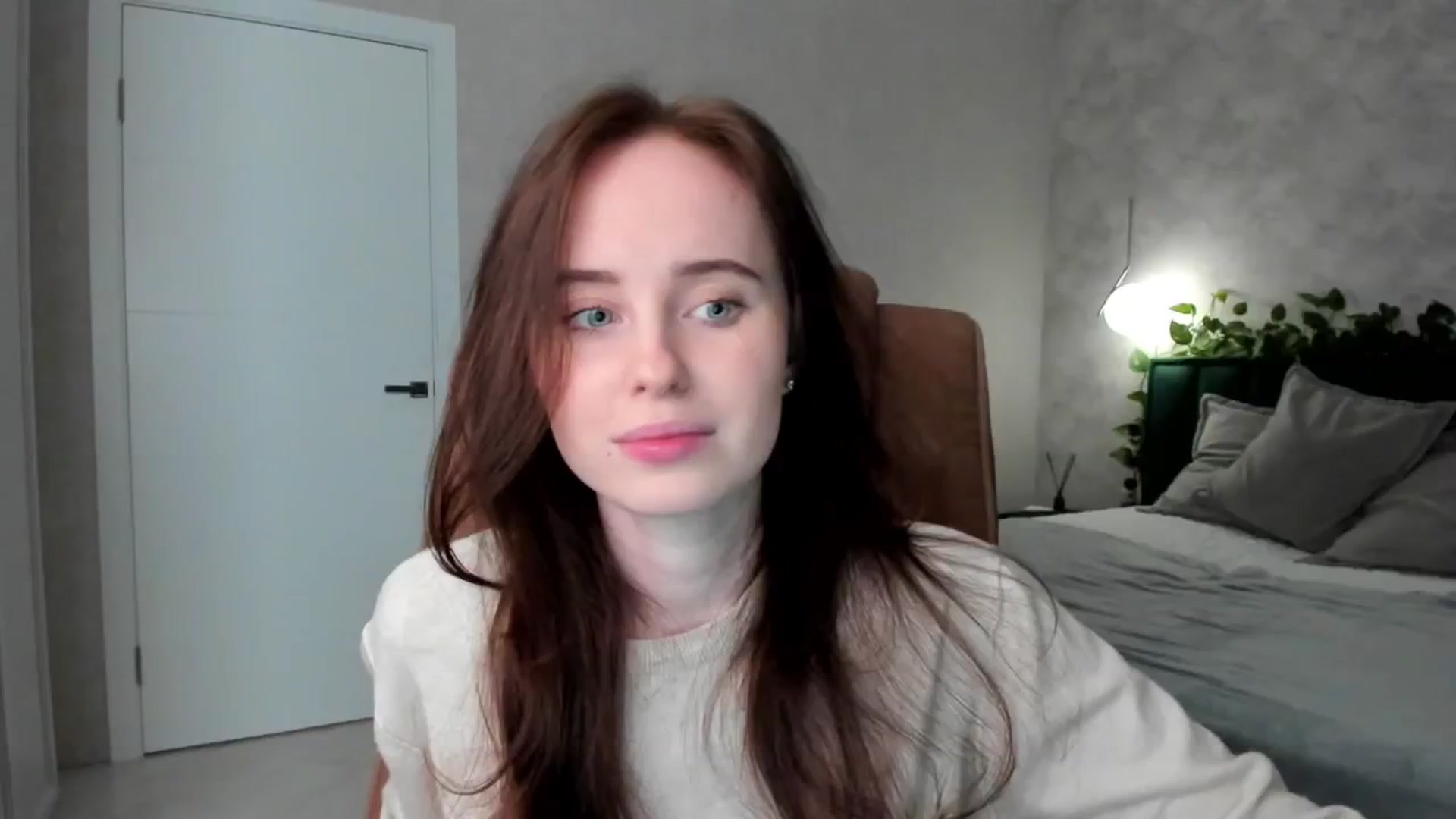 Gallery image thumbnail from userSasha's myfreecams stream on, 03/05/2025, 18:05 image 19 of 20