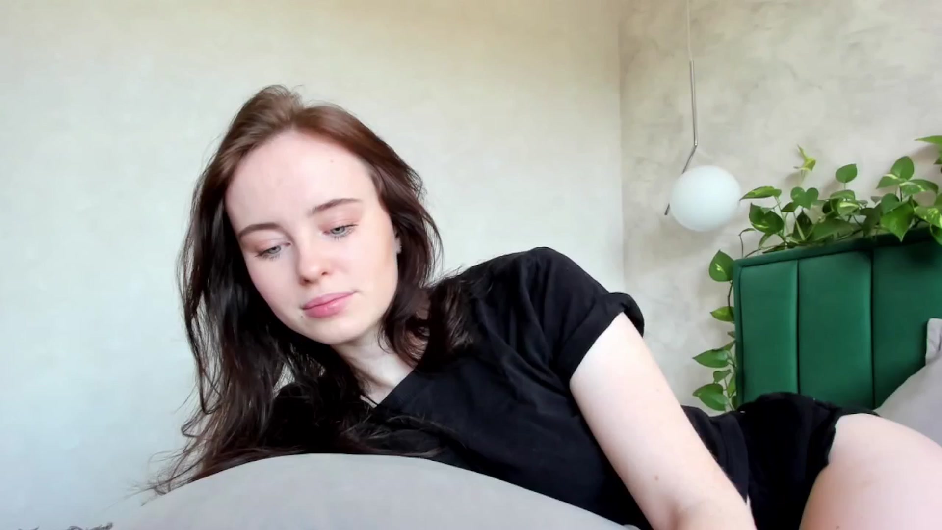 Gallery image thumbnail from userSasha's myfreecams stream on, 03/09/2025, 06:38 image 16 of 20