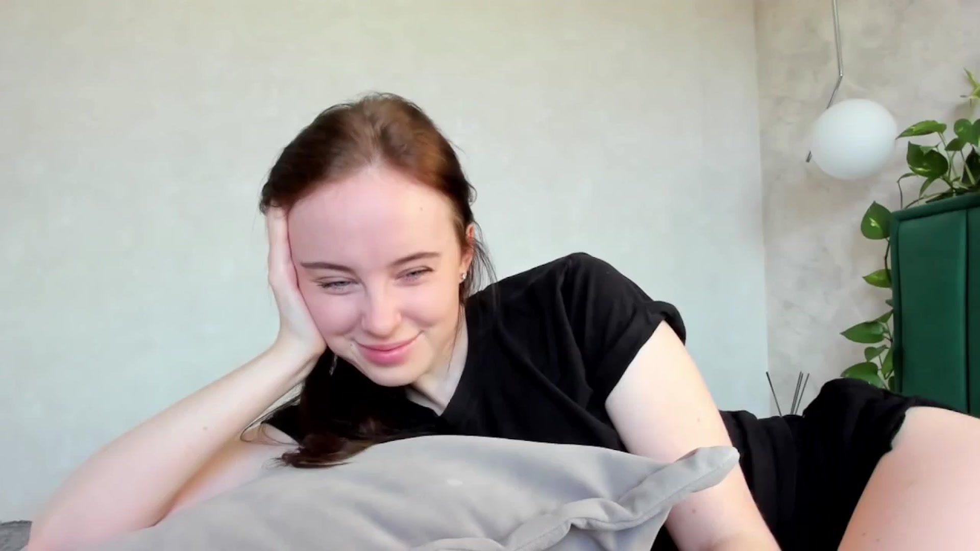 Gallery image thumbnail from userSasha's myfreecams stream on, 03/09/2025, 07:22 image 11 of 20