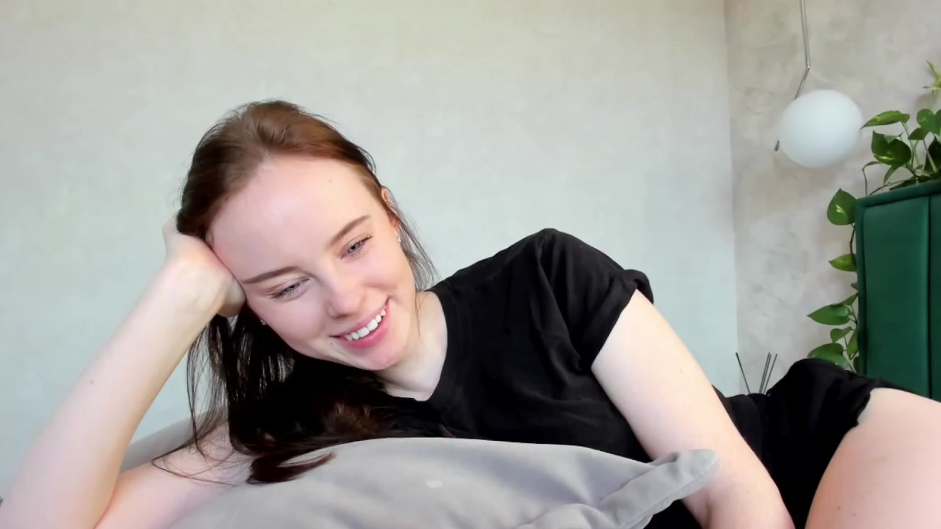 Gallery image thumbnail from userSasha's myfreecams stream on, 03/09/2025, 07:22 image 13 of 20