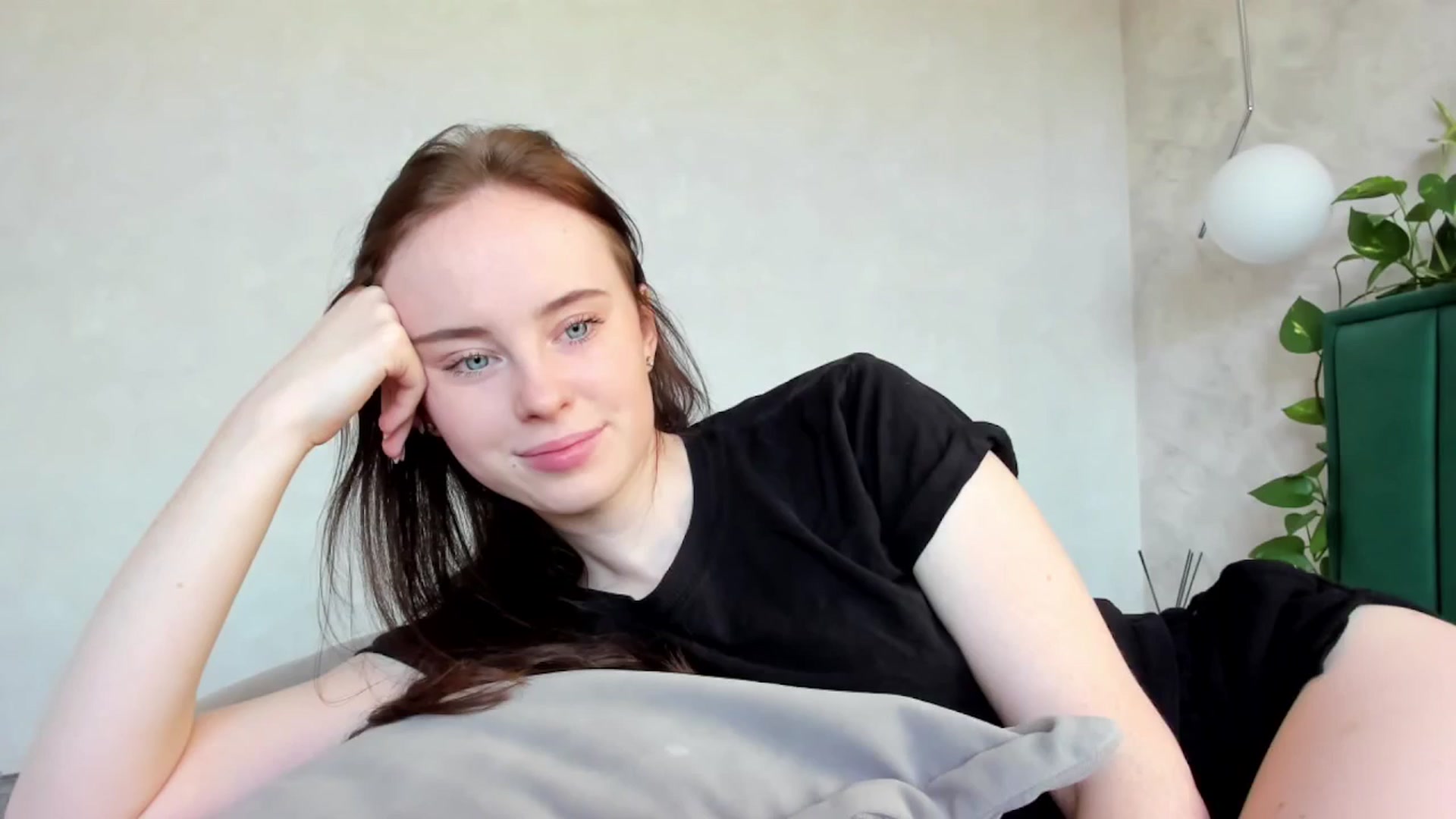Gallery image thumbnail from userSasha's myfreecams stream on, 03/09/2025, 07:22 image 9 of 20