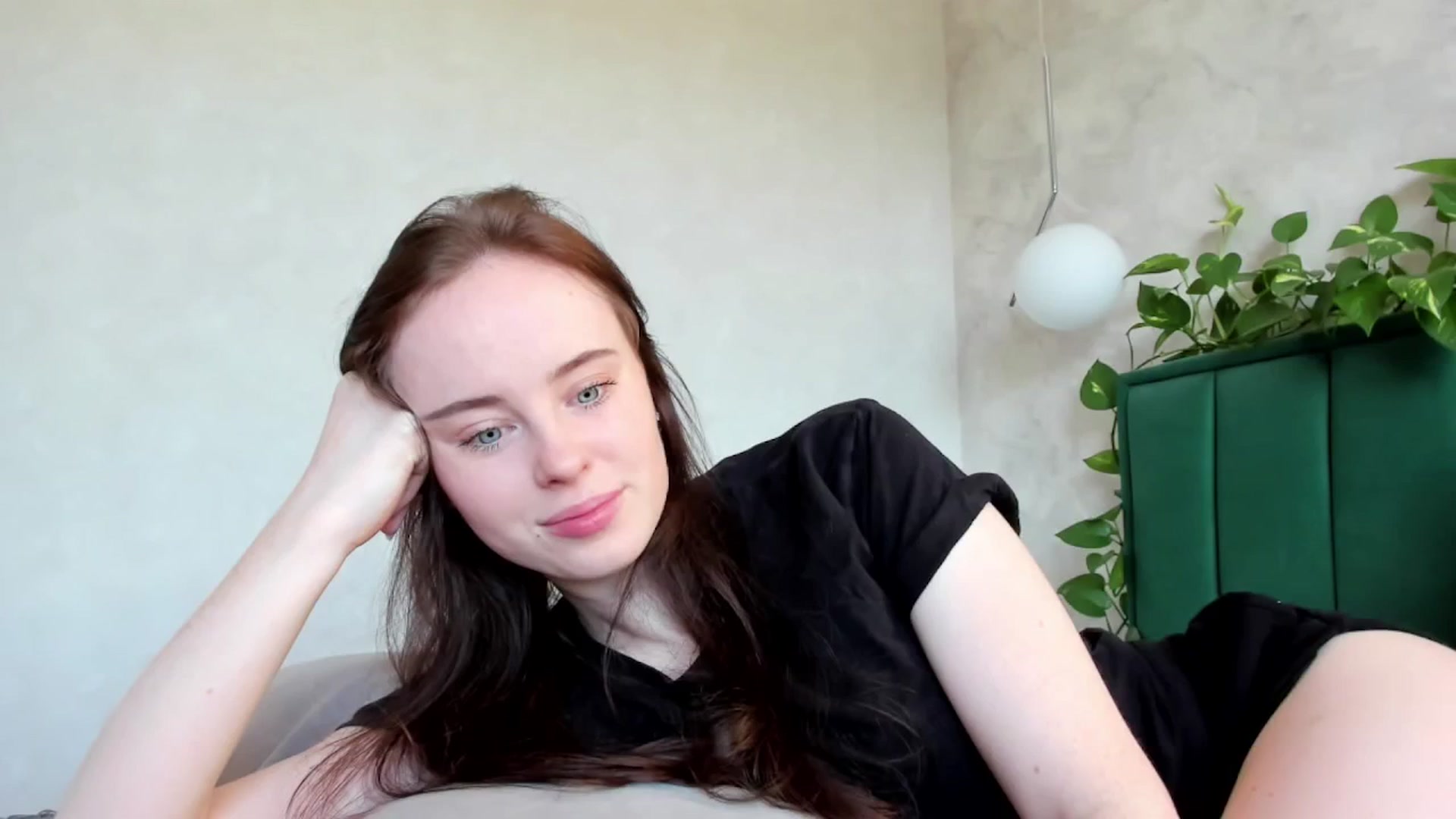 Gallery image thumbnail from userSasha's myfreecams stream on, 03/09/2025, 07:22 image 2 of 20