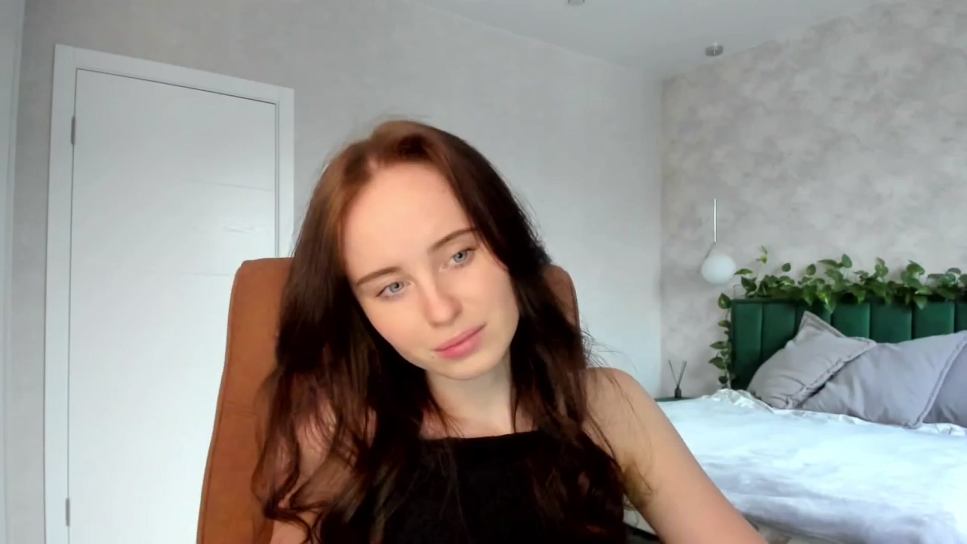 Gallery image thumbnail from userSasha's myfreecams stream on, 03/10/2025, 15:38 image 12 of 20