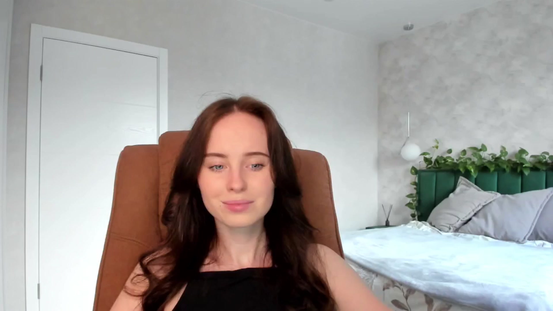 Gallery image thumbnail from userSasha's myfreecams stream on, 03/10/2025, 15:38 image 2 of 20