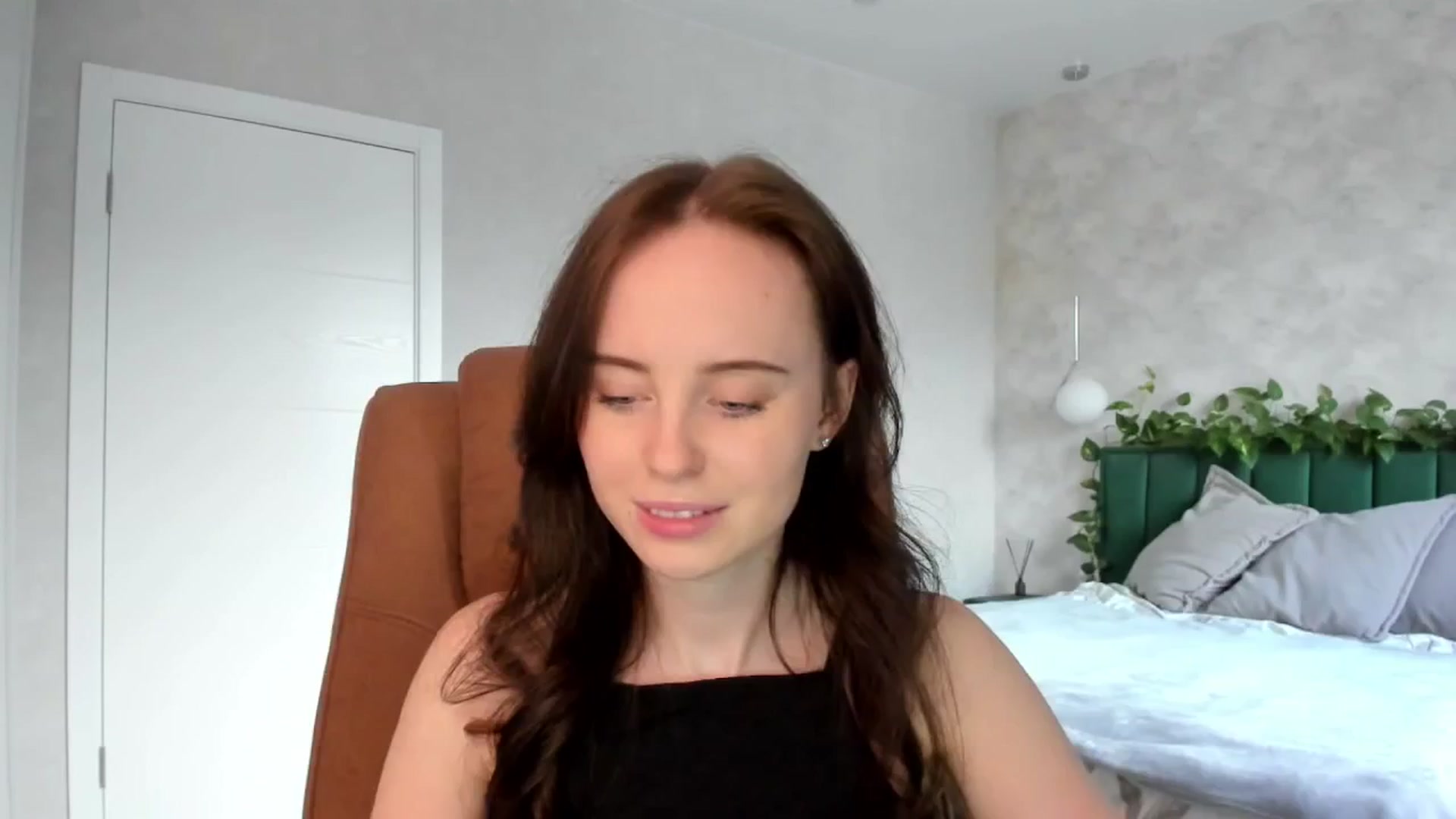 Gallery image thumbnail from userSasha's myfreecams stream on, 03/10/2025, 15:38 image 6 of 20