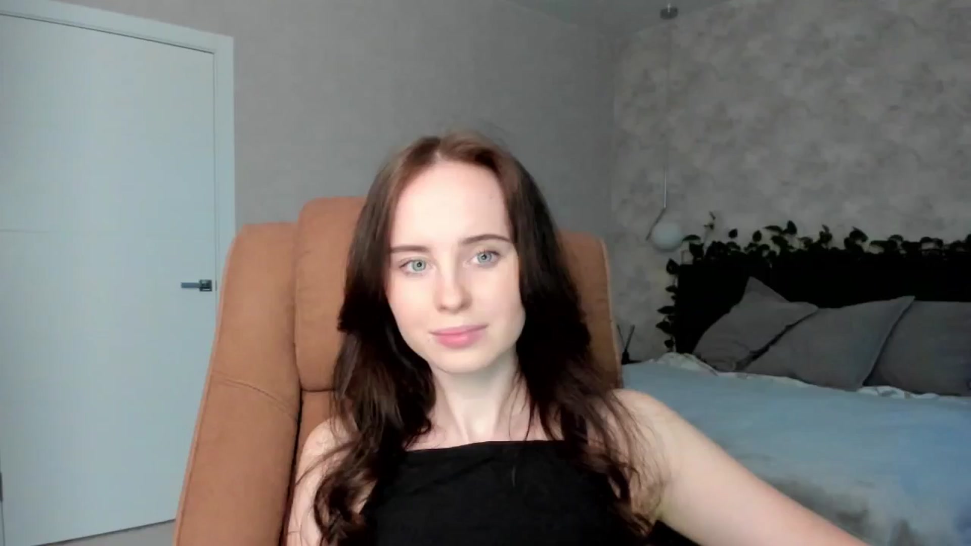 Gallery image thumbnail from userSasha's myfreecams stream on, 03/10/2025, 16:11 image 15 of 20
