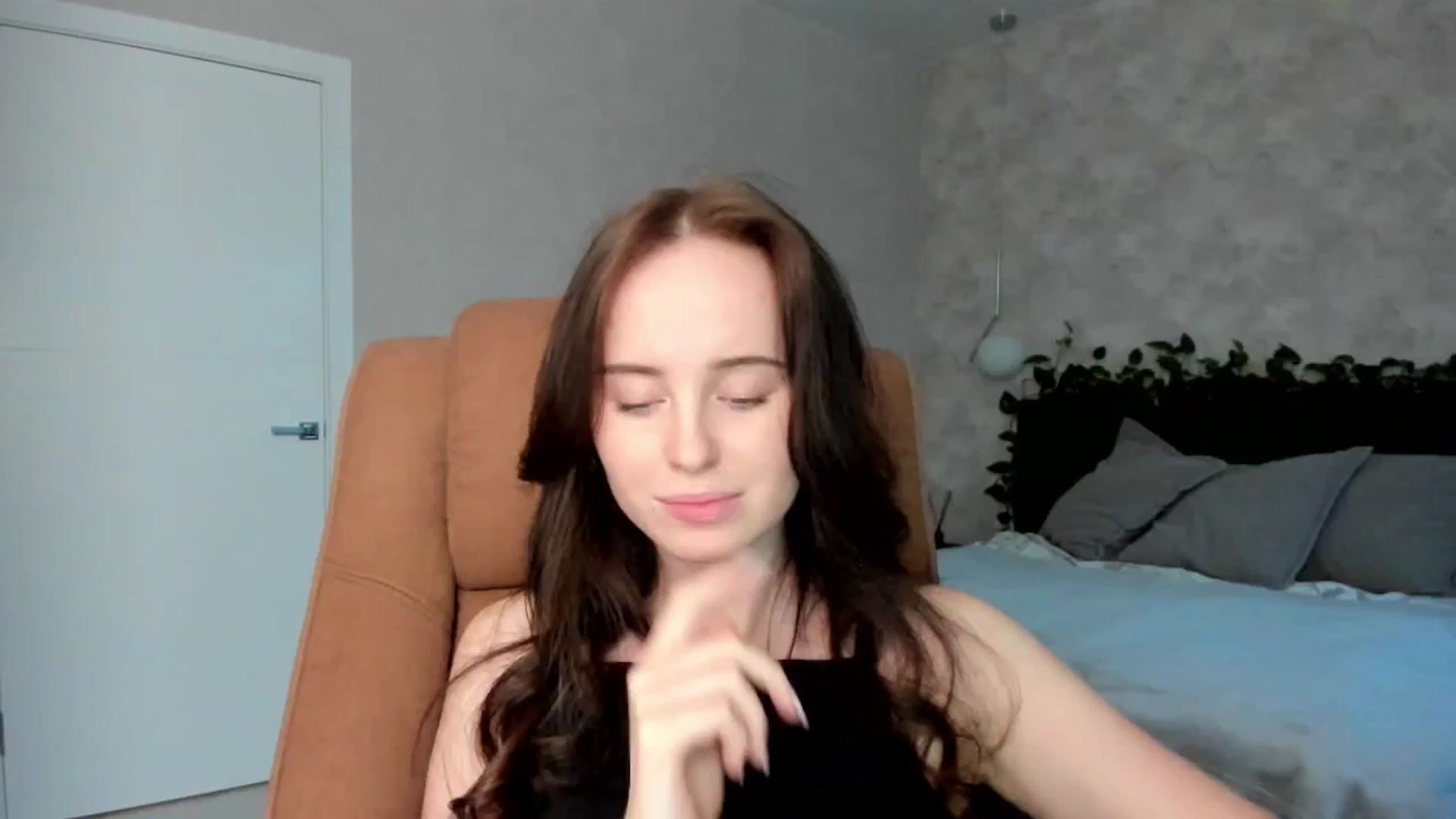 Gallery image thumbnail from userSasha's myfreecams stream on, 03/10/2025, 16:11 image 10 of 20