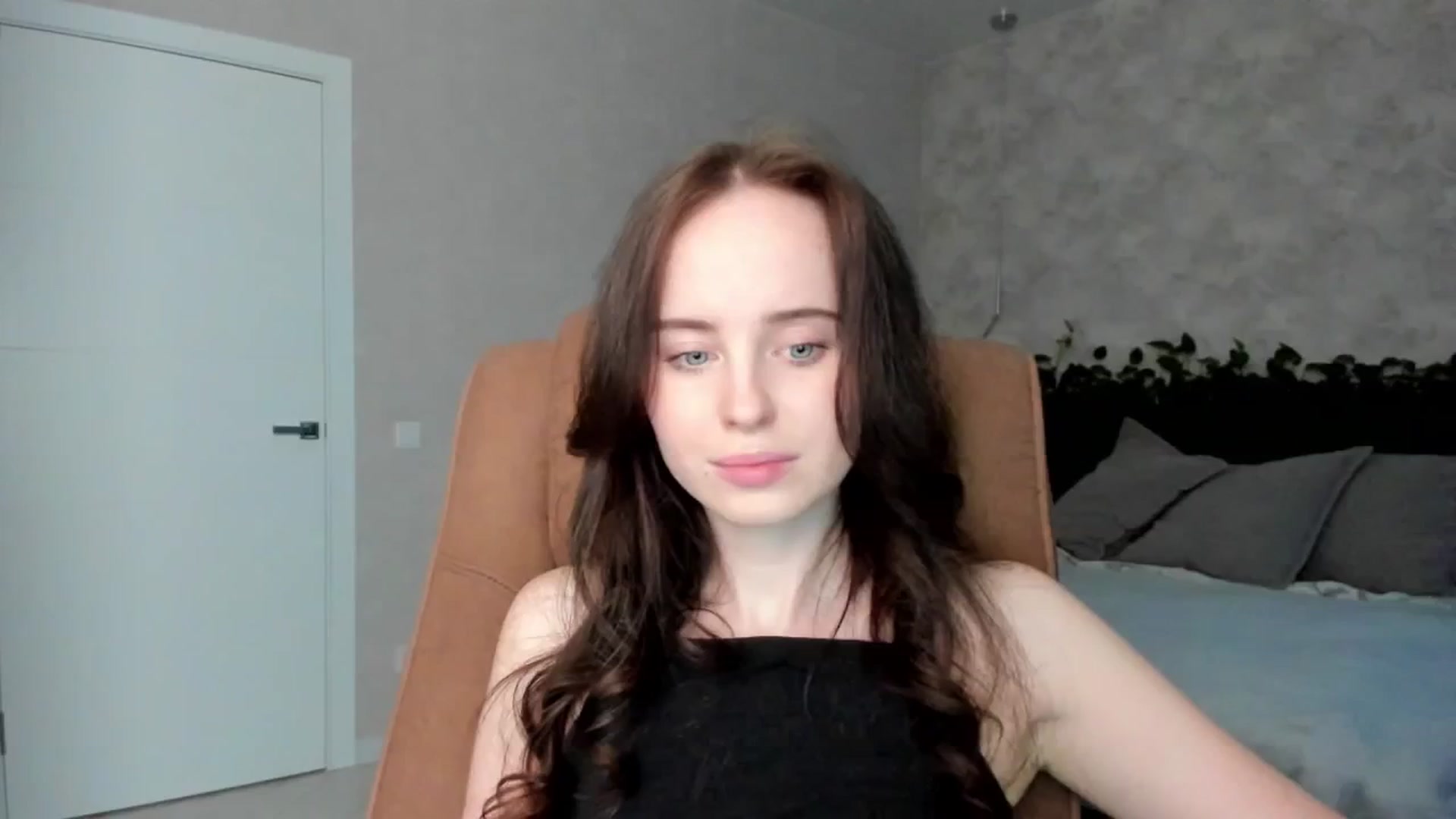 Gallery image thumbnail from userSasha's myfreecams stream on, 03/10/2025, 16:11 image 19 of 20