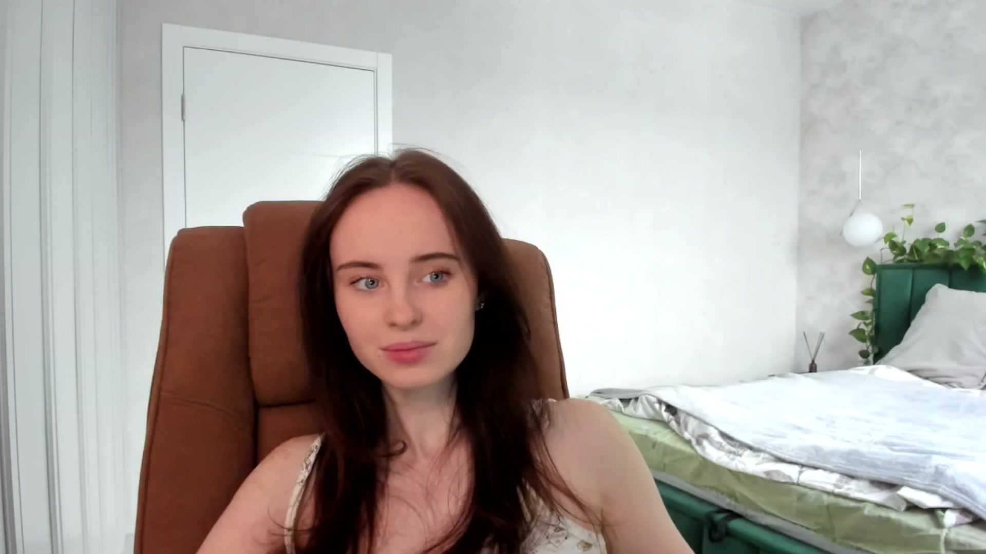 Gallery image thumbnail from userSasha's myfreecams stream on, 03/13/2025, 07:31 image 17 of 20