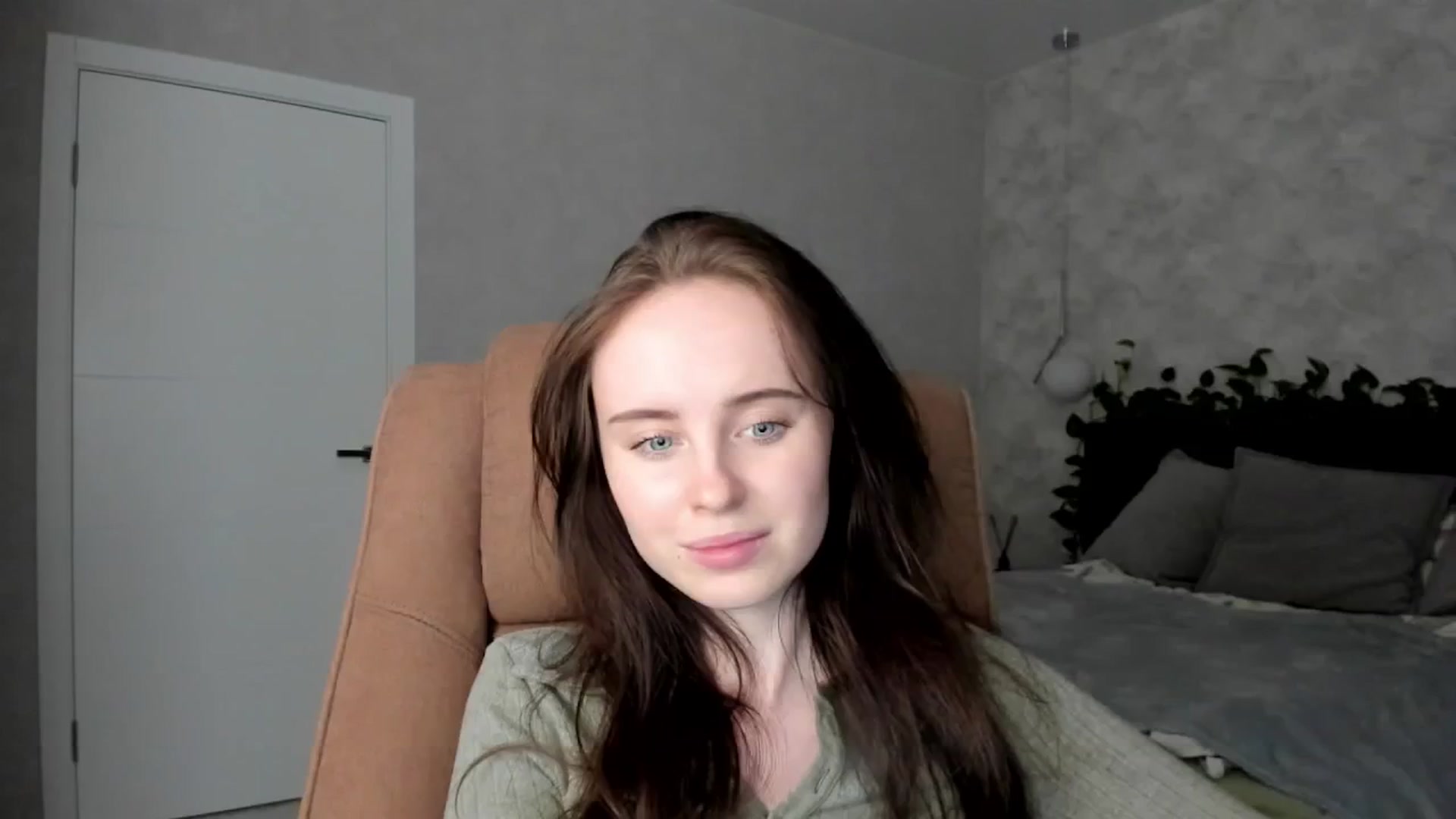 Gallery image thumbnail from userSasha's myfreecams stream on, 03/13/2025, 17:32 image 11 of 20