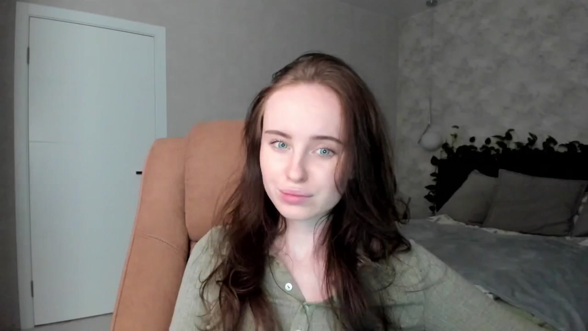 Gallery image thumbnail from userSasha's myfreecams stream on, 03/13/2025, 17:32 image 1 of 20