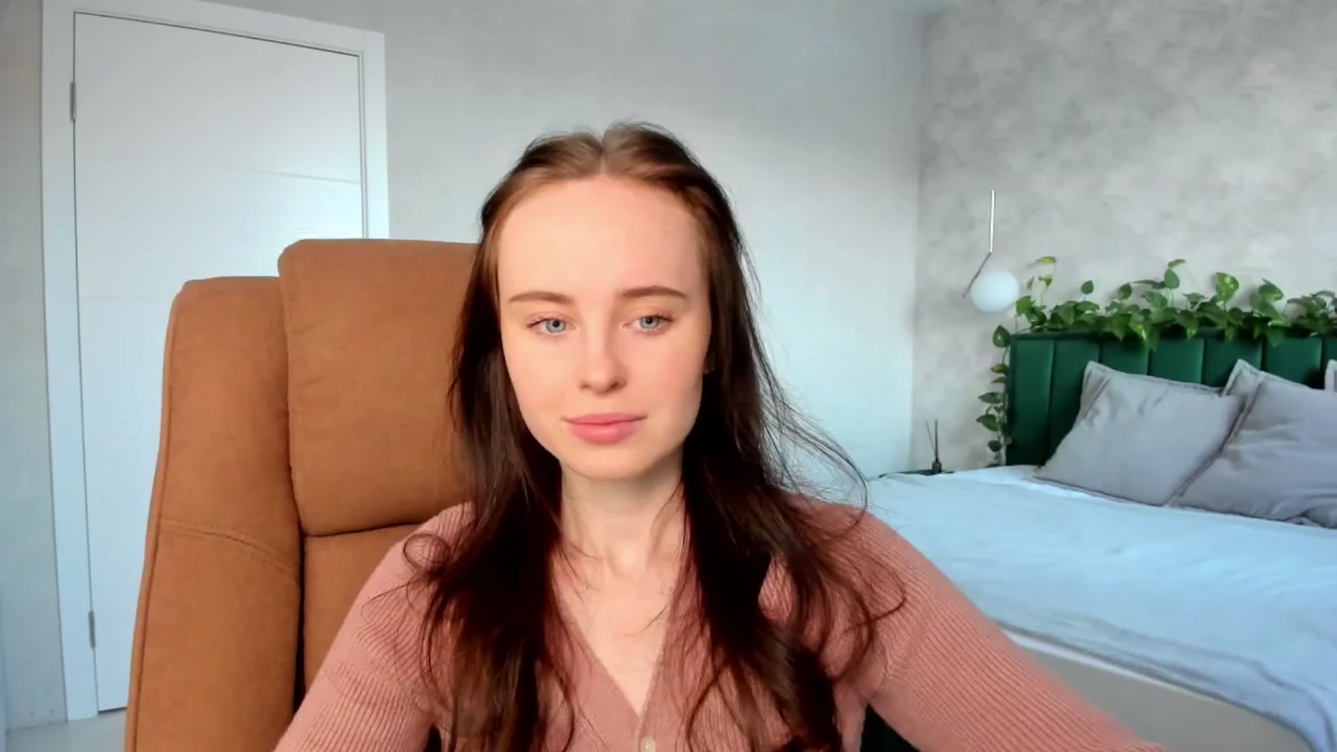 Gallery image thumbnail from userSasha's myfreecams stream on, 03/15/2025, 04:52 image 11 of 20