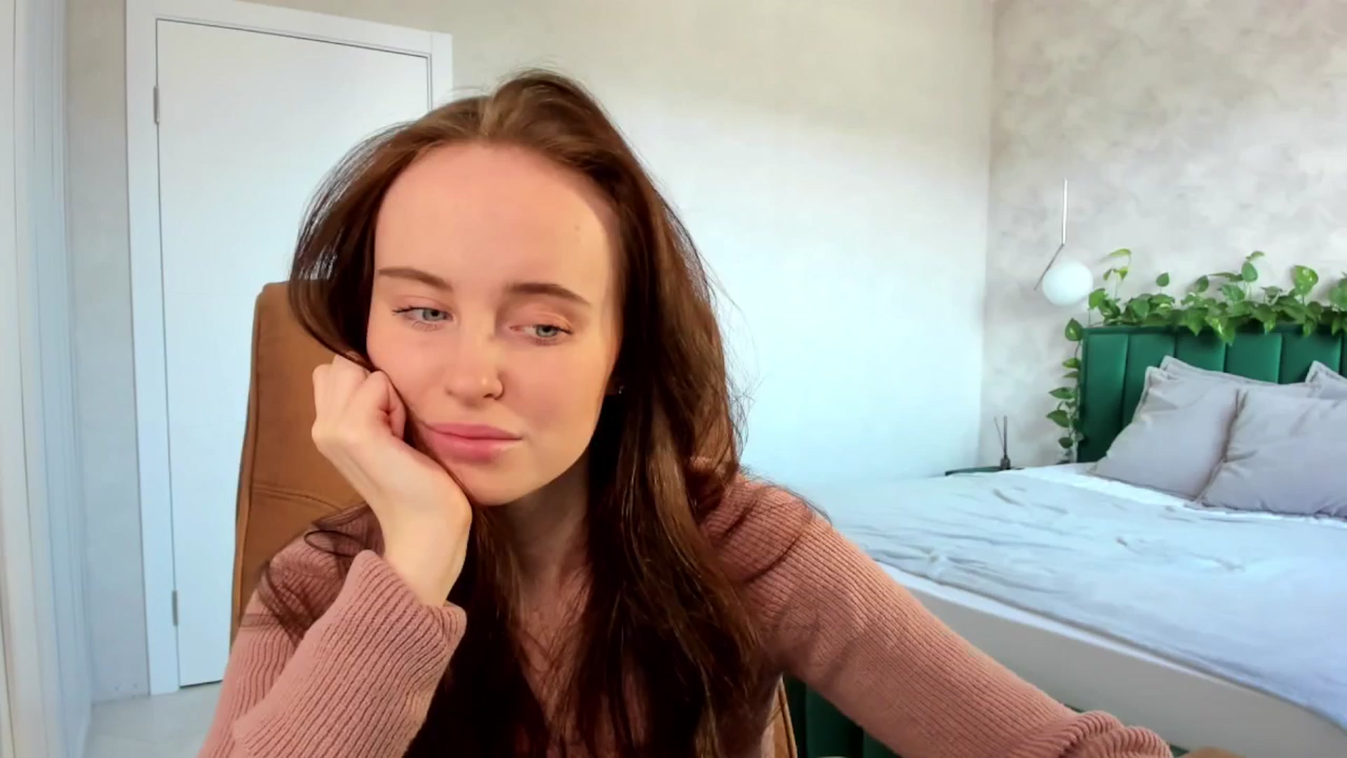 Gallery image thumbnail from userSasha's myfreecams stream on, 03/15/2025, 06:13 image 18 of 20