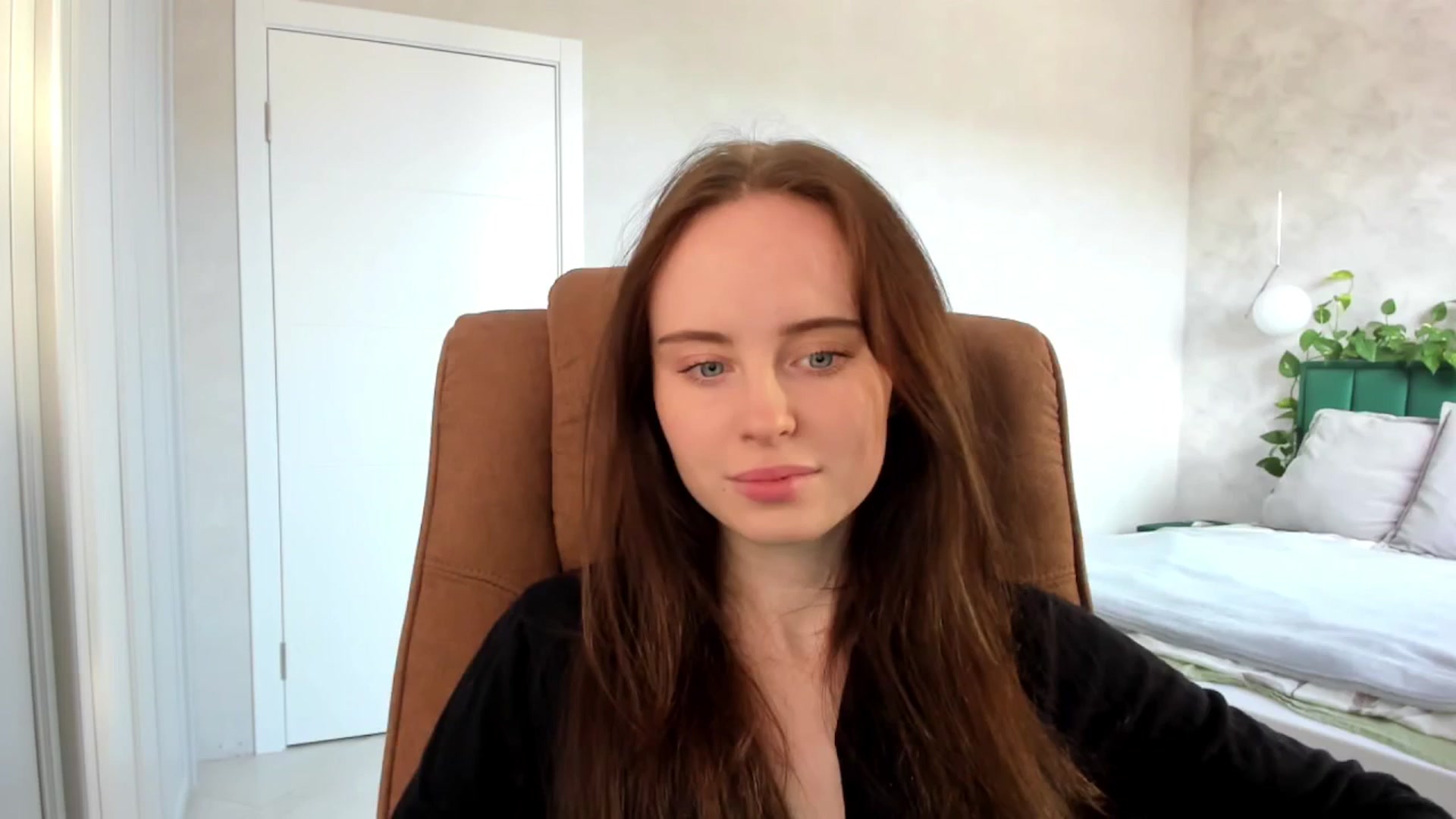 Gallery image thumbnail from userSasha's myfreecams stream on, 03/17/2025, 06:18 image 17 of 20