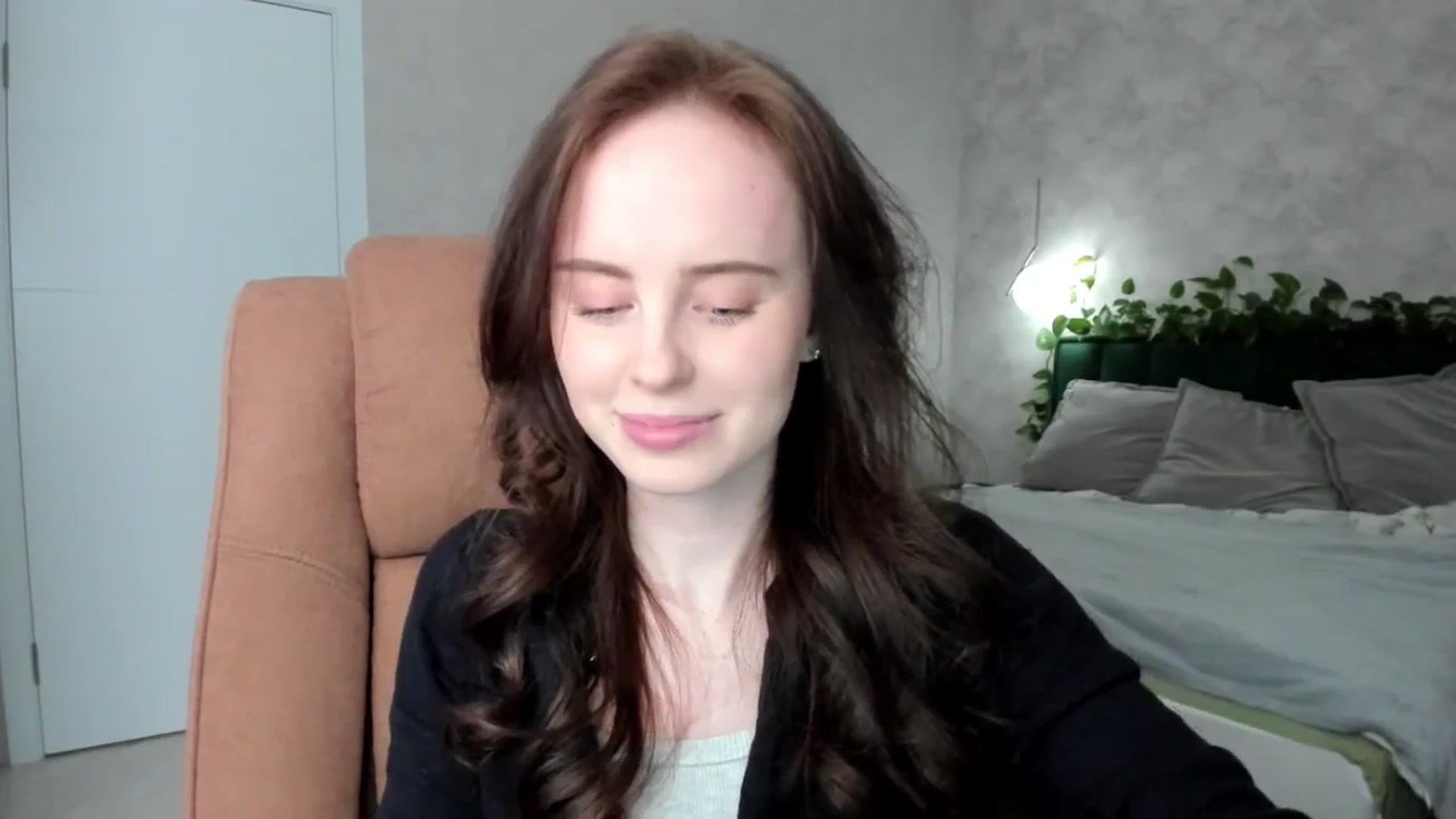 Gallery image thumbnail from userSasha's myfreecams stream on, 03/17/2025, 19:04 image 15 of 20