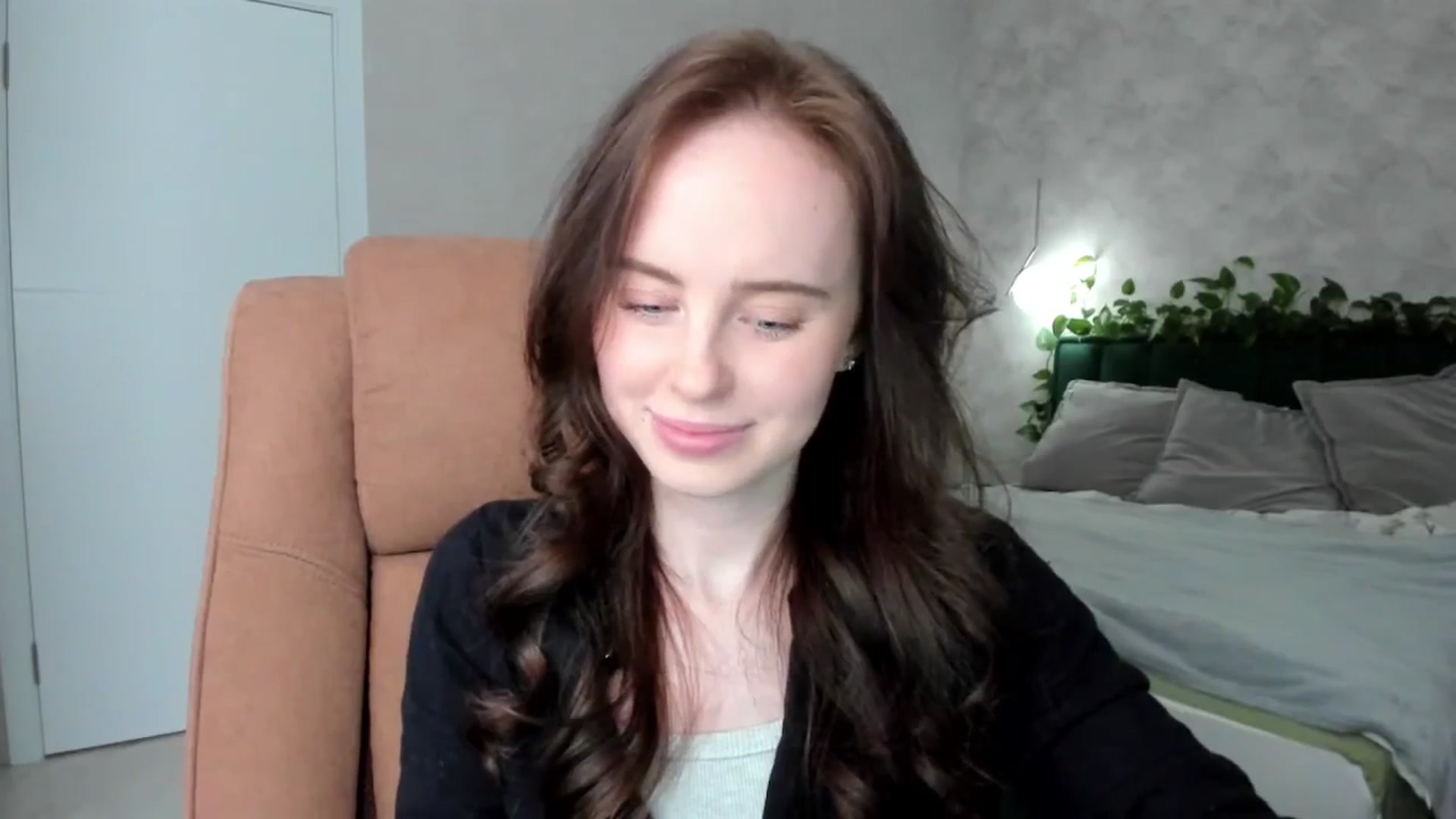 Gallery image thumbnail from userSasha's myfreecams stream on, 03/17/2025, 19:04 image 12 of 20