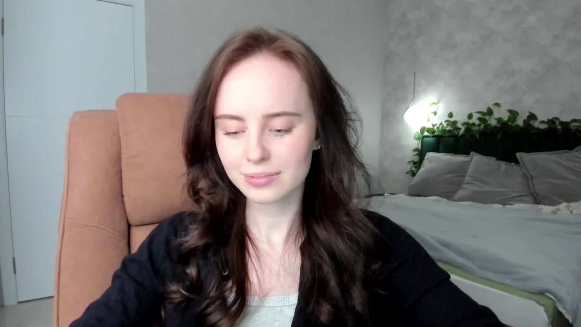 Gallery image thumbnail from userSasha's myfreecams stream on, 03/17/2025, 19:04 image 19 of 20