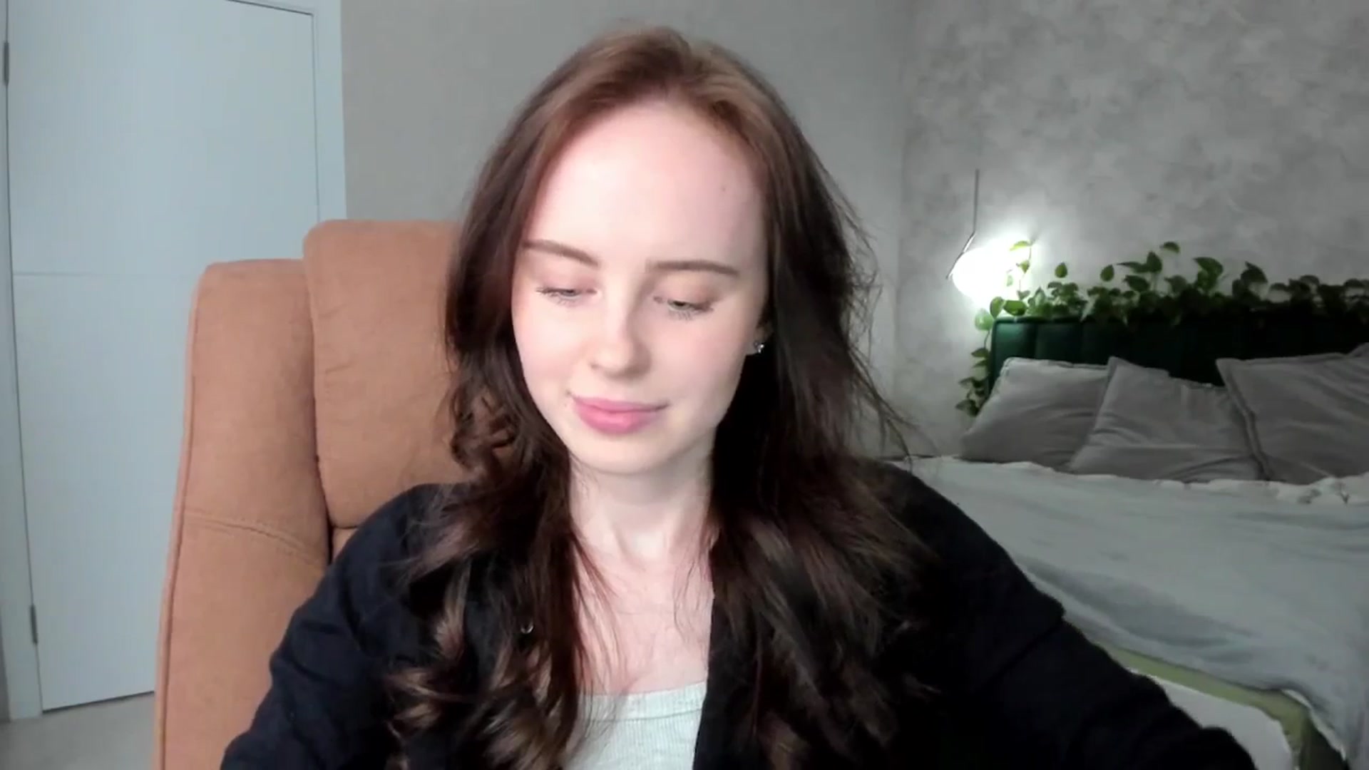Gallery image thumbnail from userSasha's myfreecams stream on, 03/17/2025, 19:04 image 16 of 20