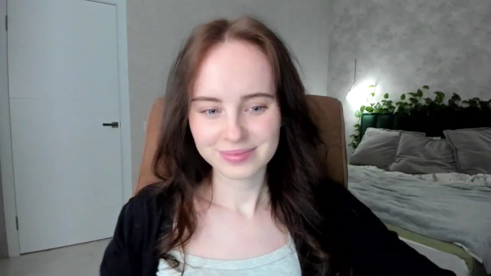 Gallery image thumbnail from userSasha's myfreecams stream on, 03/17/2025, 20:42 image 15 of 20