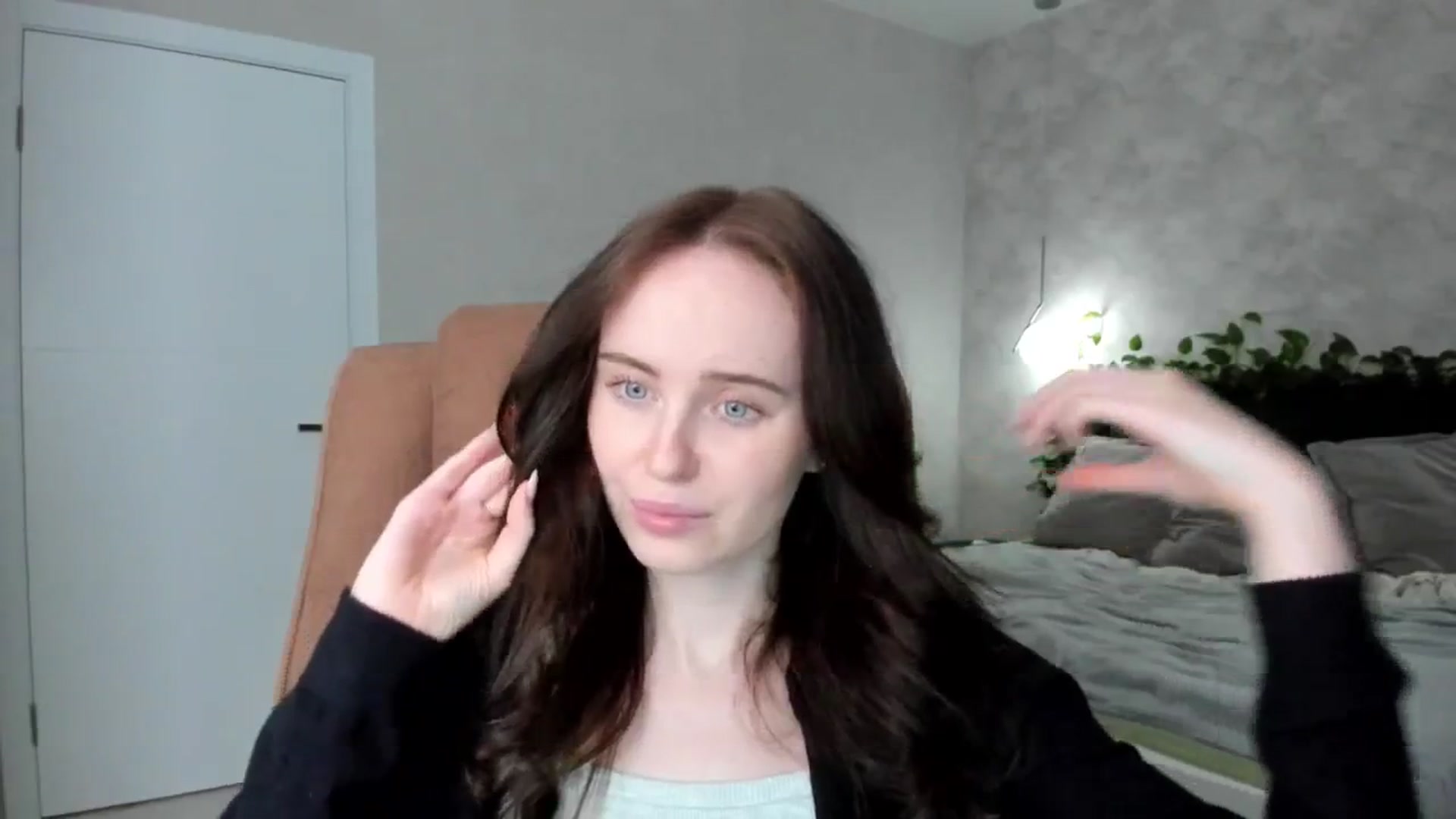 Gallery image thumbnail from userSasha's myfreecams stream on, 03/17/2025, 20:42 image 19 of 20