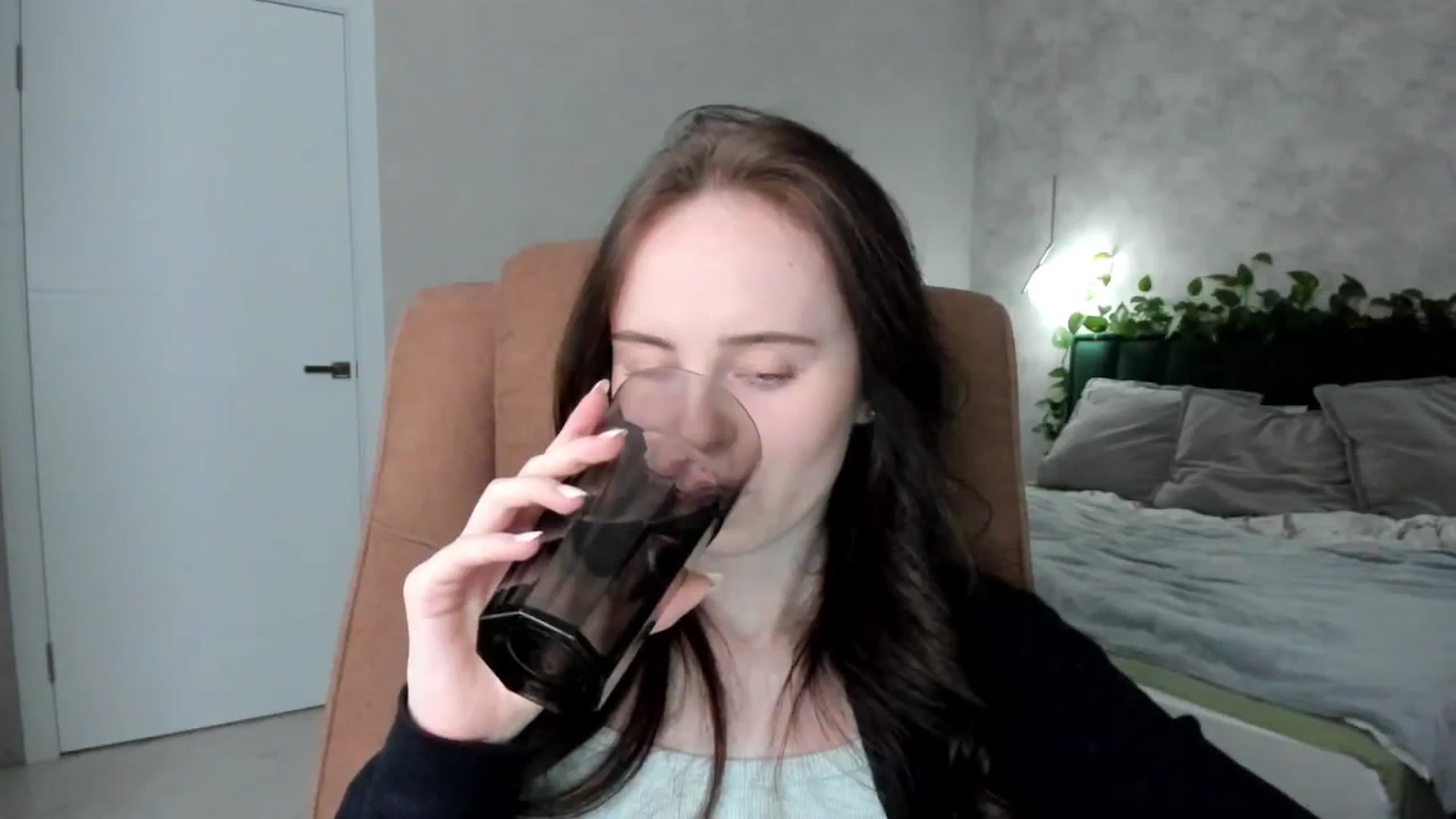 Gallery image thumbnail from userSasha's myfreecams stream on, 03/17/2025, 20:42 image 11 of 20